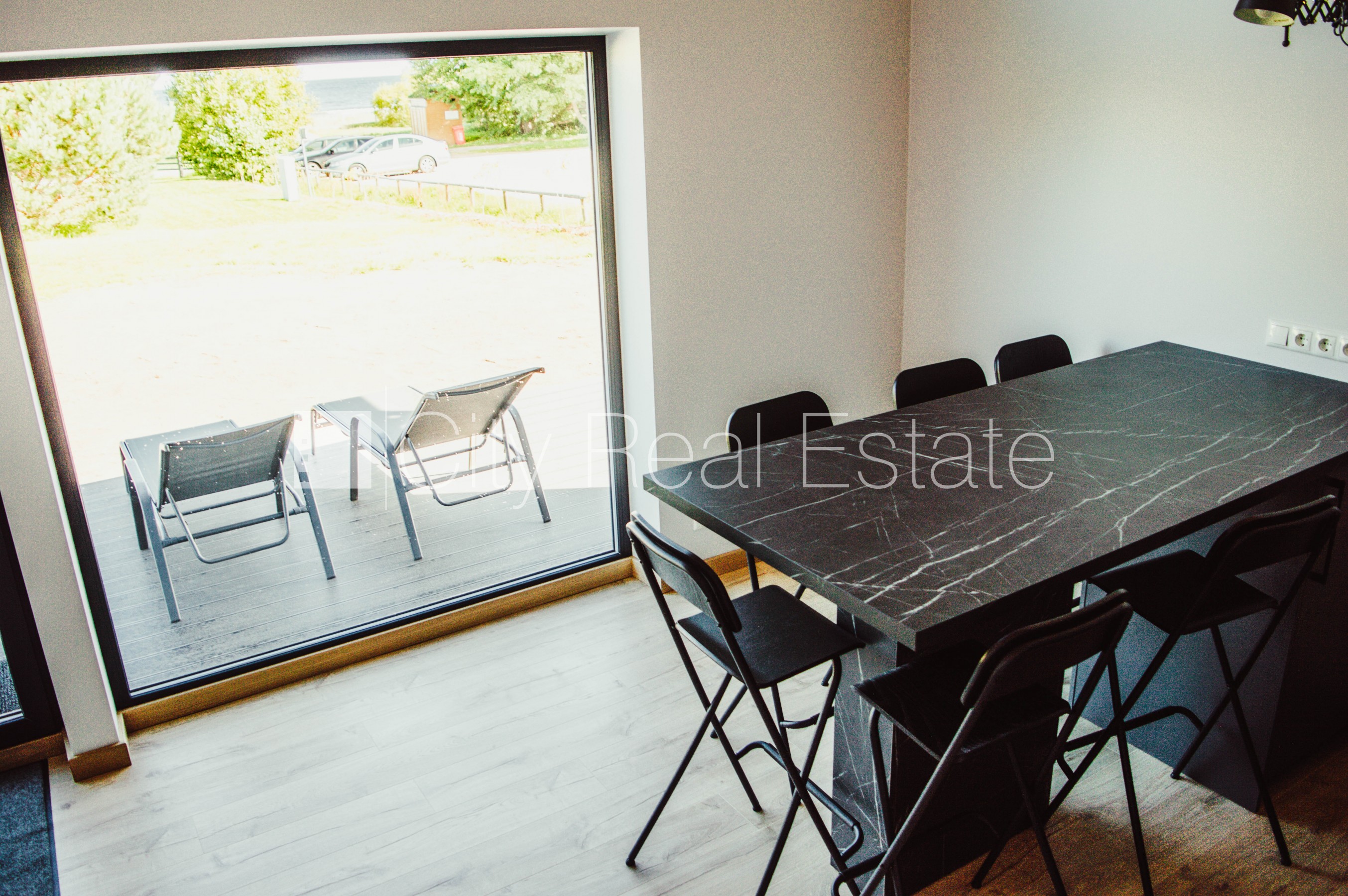 Sludinājumi. Šo dzīvokli izīrē pa diennaktīm (īstermiņa īre), īres cena sludinājumā norādīta par vienu diennakts Cena: 180 EUR/mēn Foto #14