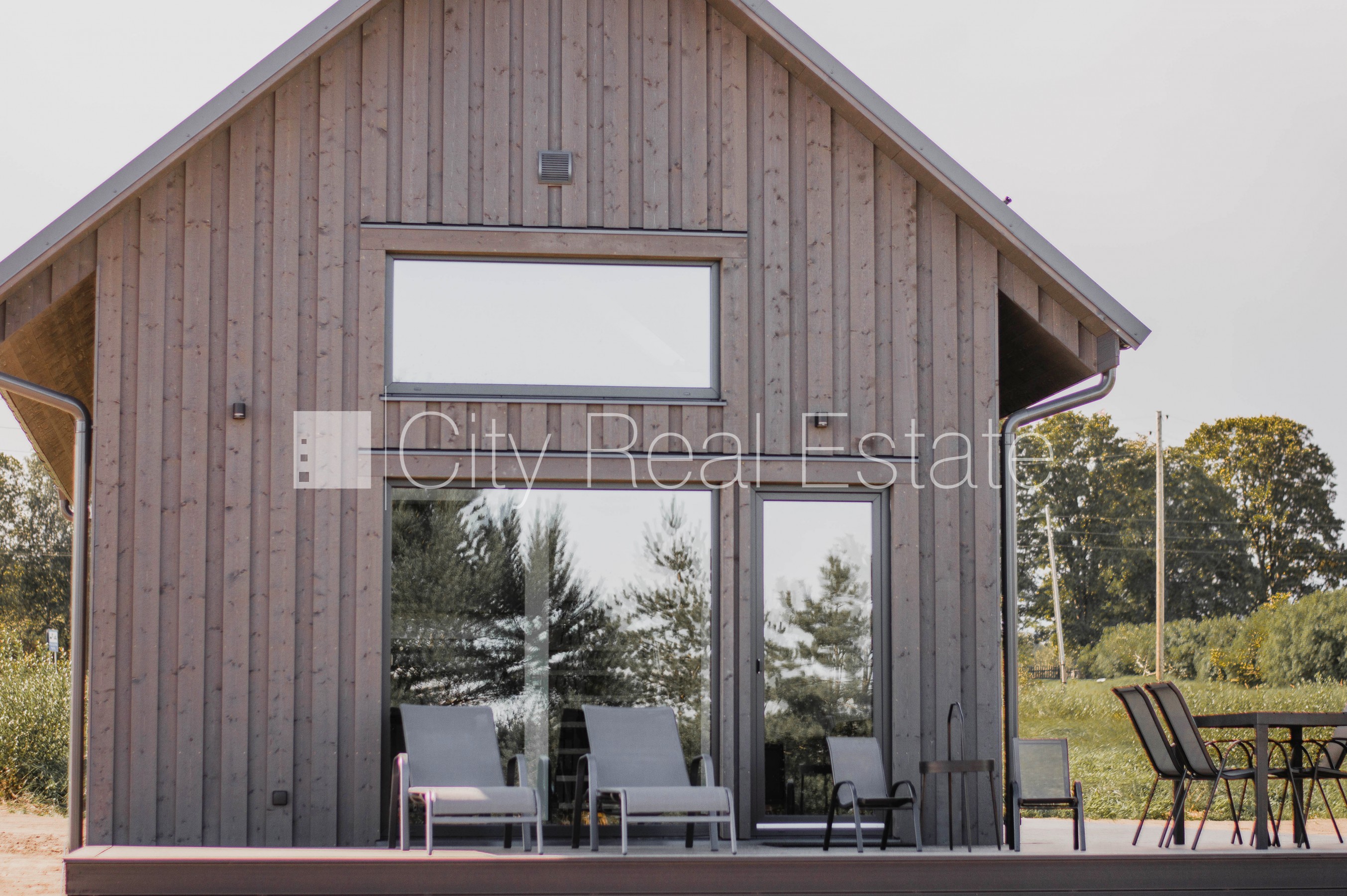 Sludinājumi. Šo dzīvokli izīrē pa diennaktīm (īstermiņa īre), īres cena sludinājumā norādīta par vienu diennakts Cena: 180 EUR/mēn Foto #9