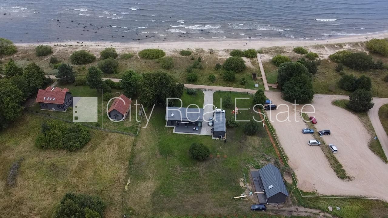 Sludinājumi. Šo dzīvokli izīrē pa diennaktīm (īstermiņa īre), īres cena sludinājumā norādīta par vienu diennakts Cena: 180 EUR/mēn Foto #2