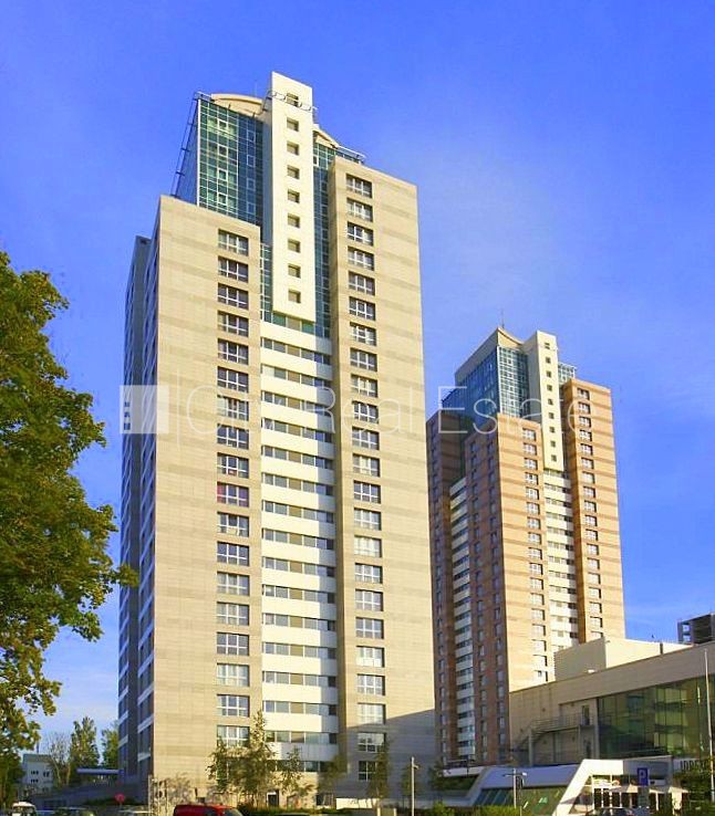 Sludinājumi. Jaunceltne, slēgts pagalms, teritorijas iebrauktuves vārti aprīkoti ar automatizētu atvēršanās un Cena: 1100 EUR/mēn Foto #23