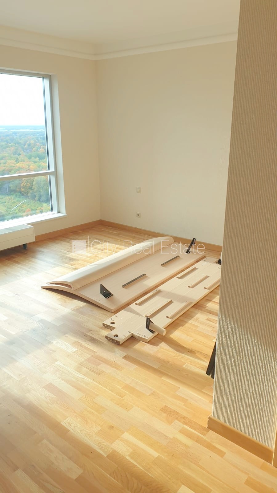 Sludinājumi. Jaunceltne, slēgts pagalms, teritorijas iebrauktuves vārti aprīkoti ar automatizētu atvēršanās un Cena: 1100 EUR/mēn Foto #14