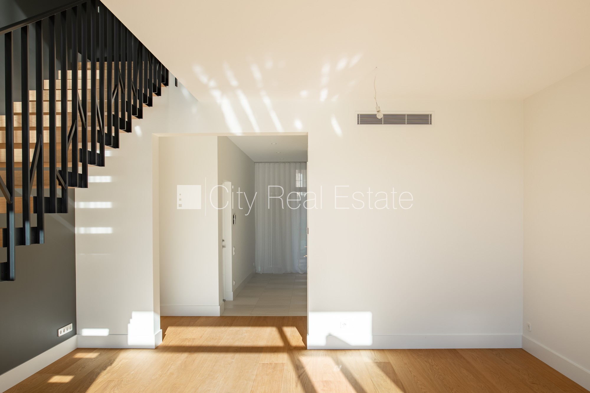 Sludinājumi. Projekts - Lindenholma kvartāls (Lindenholmas dzīvojamais kvartāls), jaunceltne, apsaimniekošanas Cena: 2400 EUR/mēn Foto #5