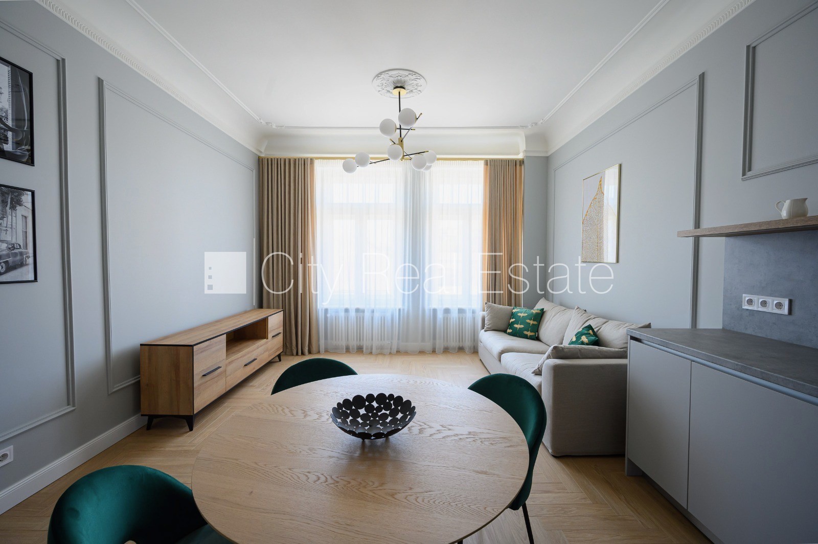 Sludinājumi. Renovēta māja, ir lifts, kāpņu telpa pēc kapitālā remonta, logi vērsti uz ielas pusi, istabas Cena: 850 EUR/mēn Foto #5