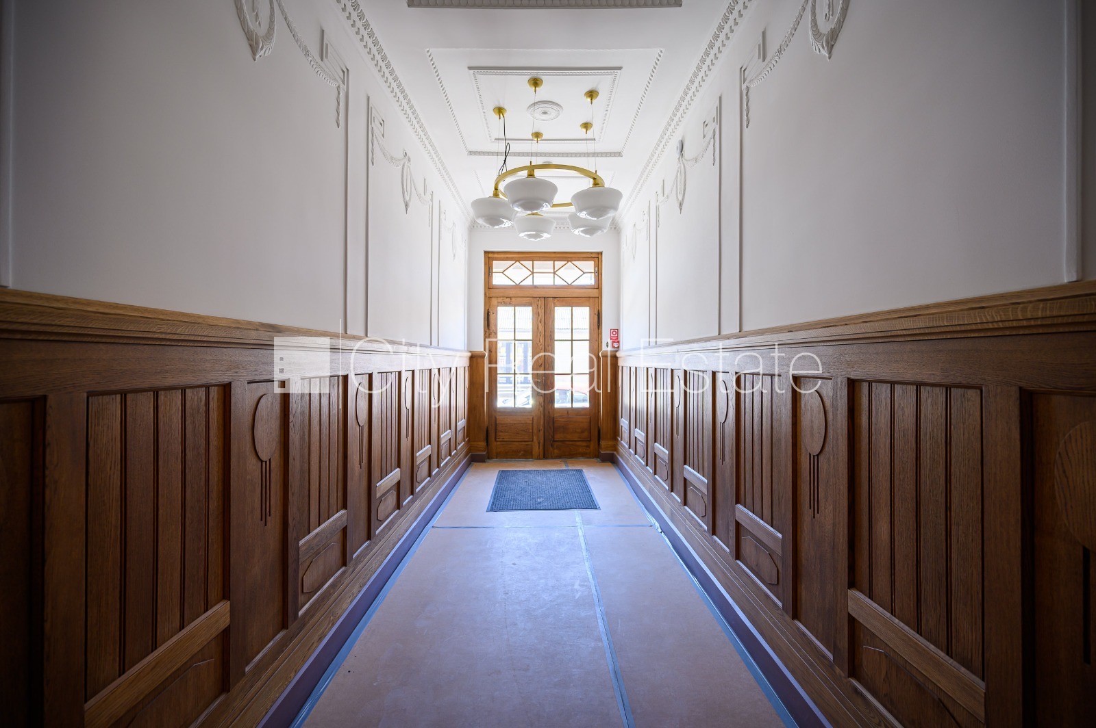 Sludinājumi. Renovēta māja, ir lifts, kāpņu telpa pēc kapitālā remonta, logi vērsti uz ielas pusi, istabas Cena: 850 EUR/mēn Foto #12