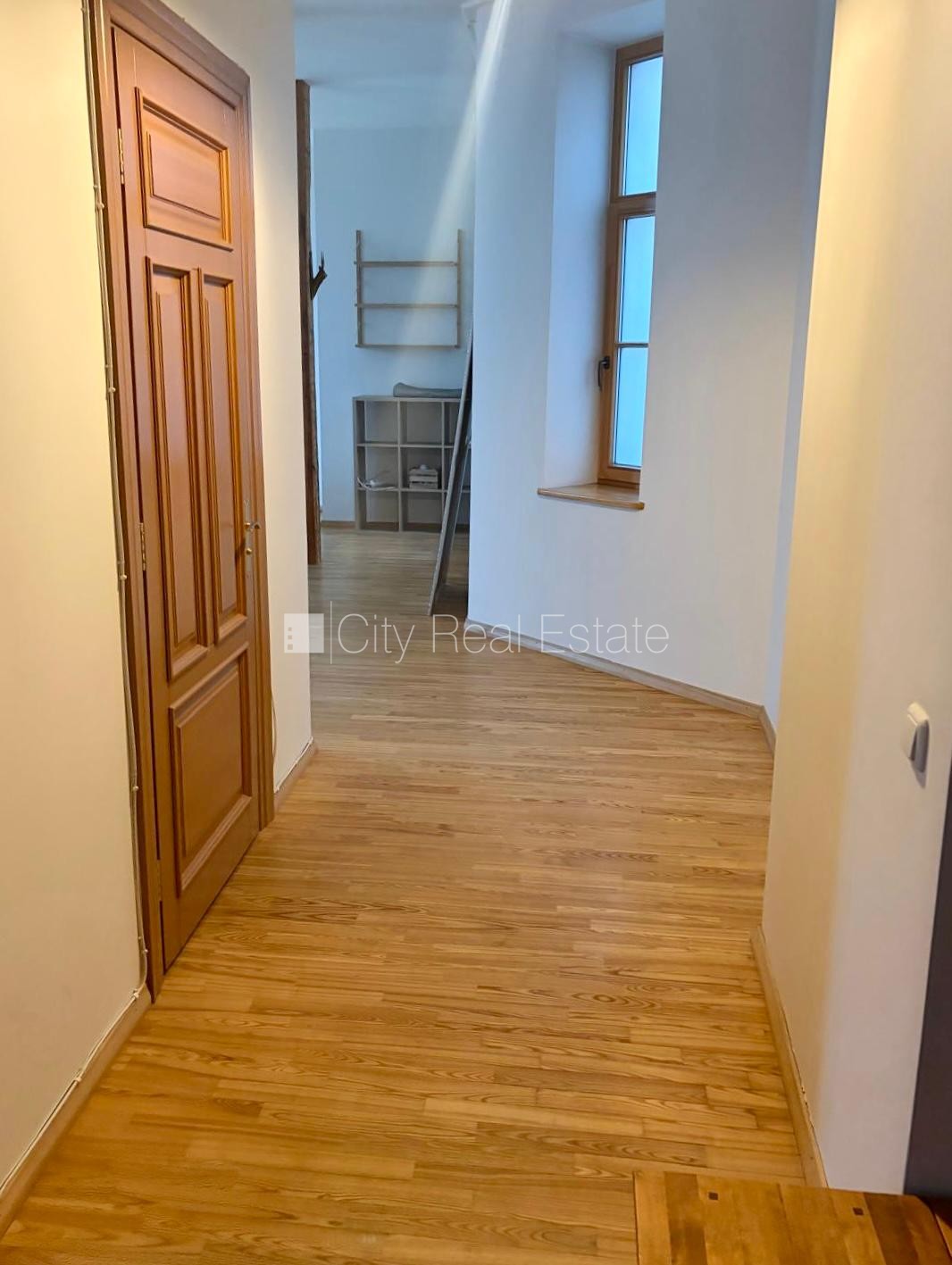Sludinājumi. Pagalma māja, slēgts pagalms, ieeja no pagalma, guļamistabu skaits 1 gab., studio tipa, virtuve Cena: 660 EUR/mēn Foto #10