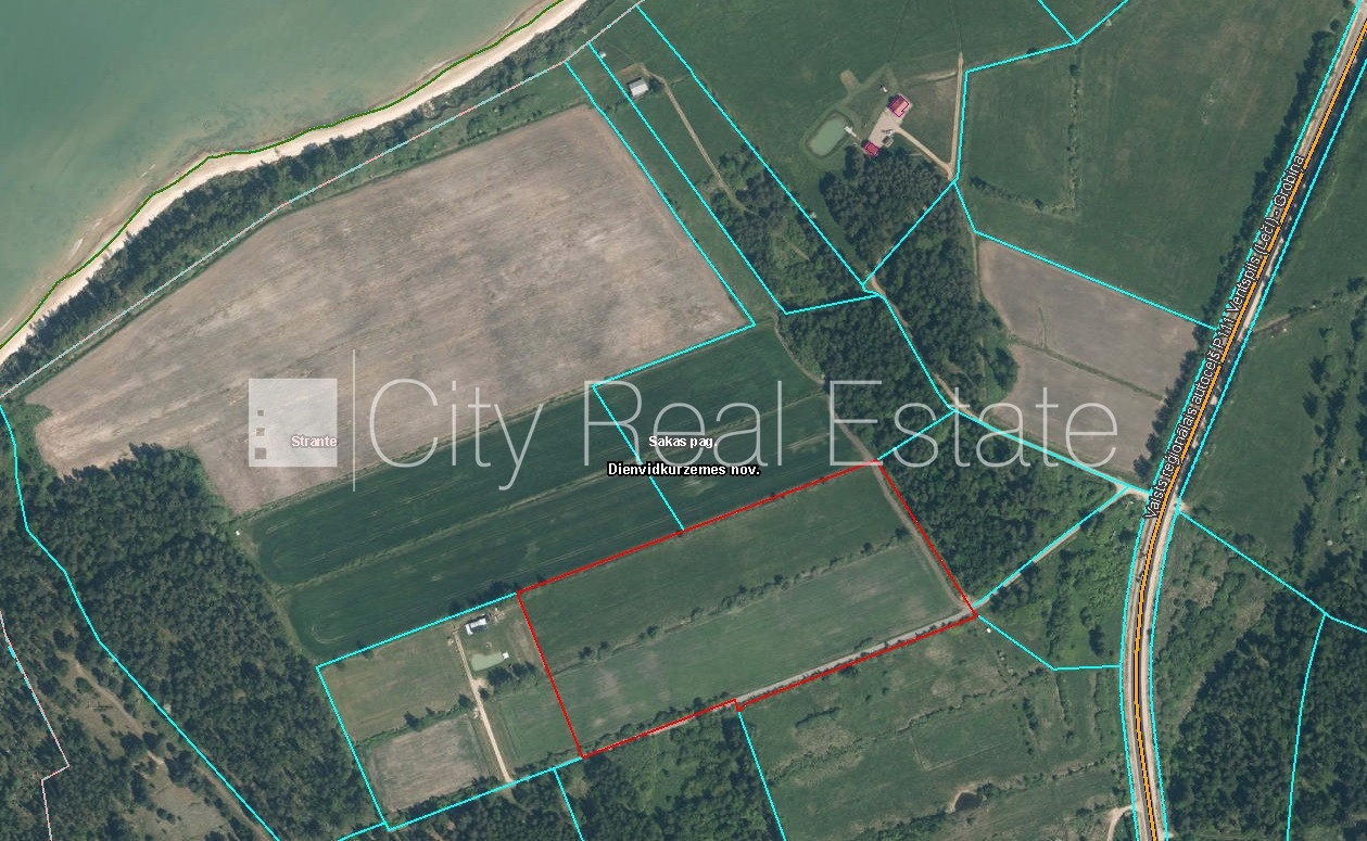 Sludinājumi. Zemi iespējams dalīt  2 gab., iespējama mazstāvu apbūve, zeme robežojas ar ielu, līdz jūrai 200 m, Cena: 475000 EUR Foto #3