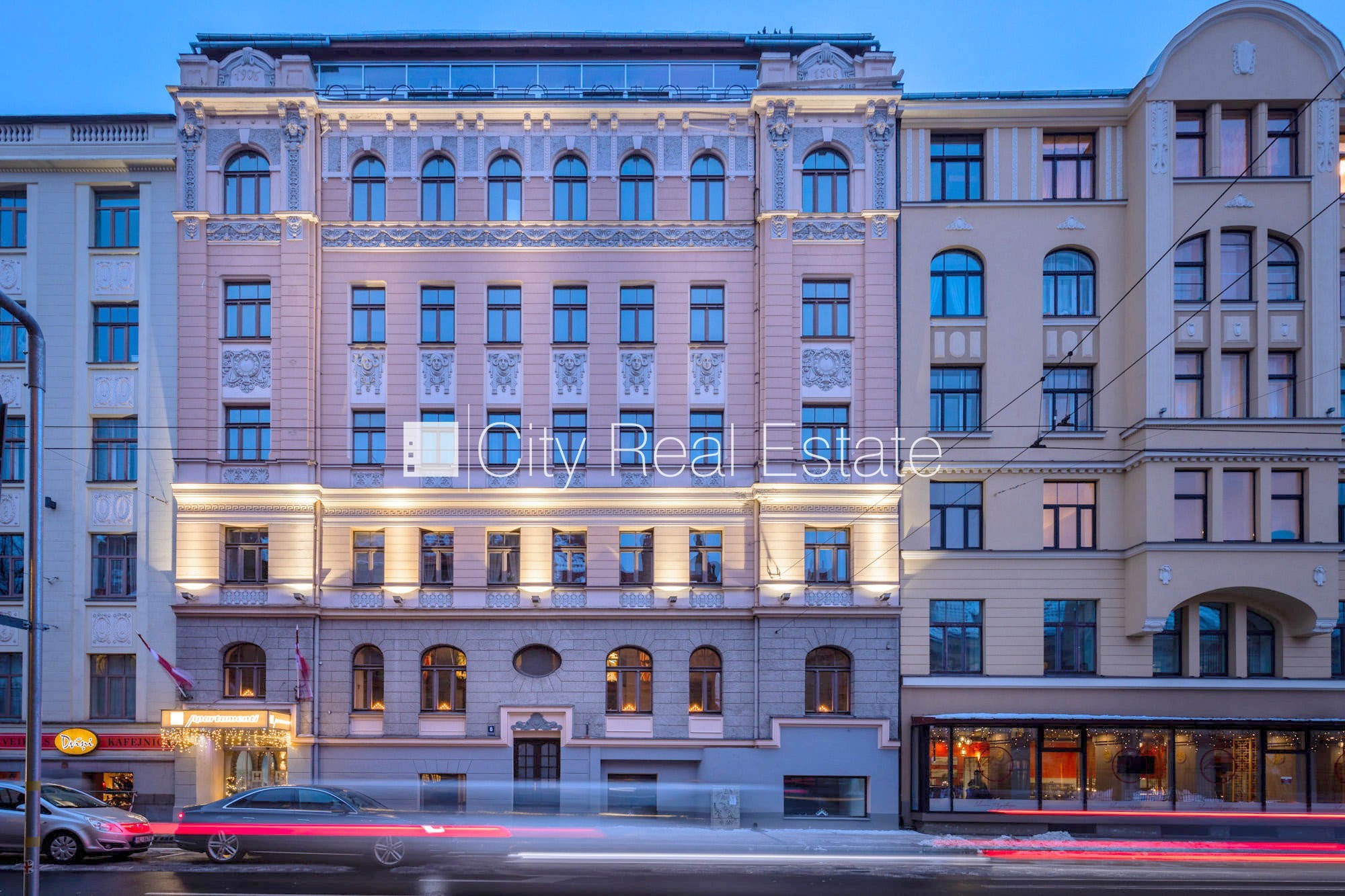 Sludinājumi. Fasādes māja, renovēta māja, slēgts pagalms, ieeja no ielas un pagalma, ir lifts, kāpņu telpa pēc Cena: 370 EUR/mēn Foto #16