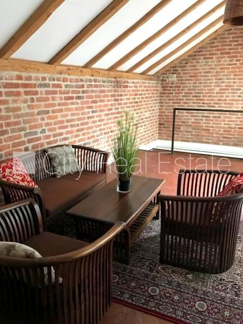 Объявление. Фасадный дом, реновированный дом, благоустроенная озеленённая территория, закрытый двор, лестничная Цена: 950 EUR/мес. Foto #18