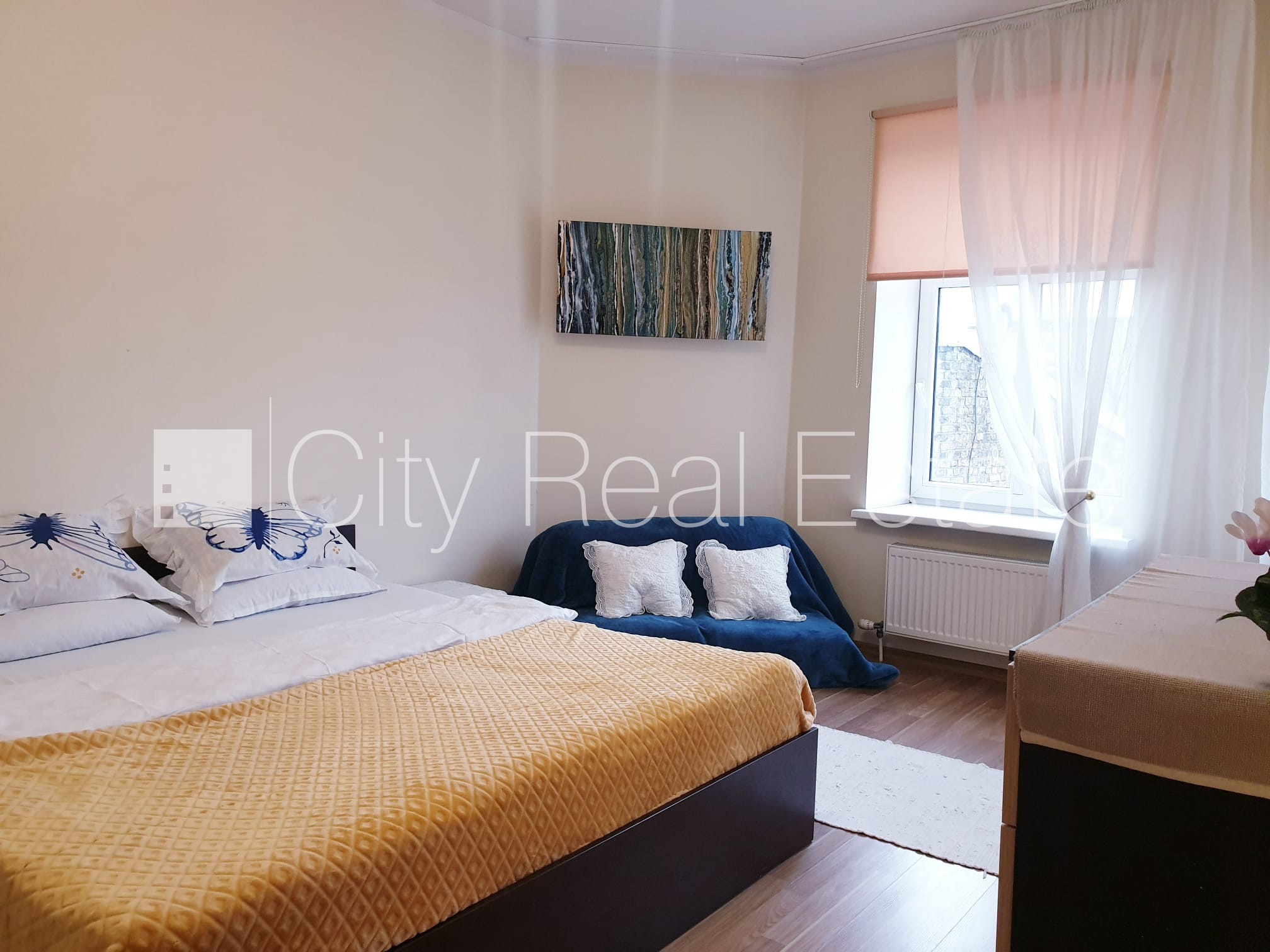 Sludinājumi. Pagalma ēka, renovēta māja, slēgts pagalms, ieeja no ielas un pagalma, ir lifts, kāpņu telpa pēc Cena: 500 EUR/mēn Foto #9