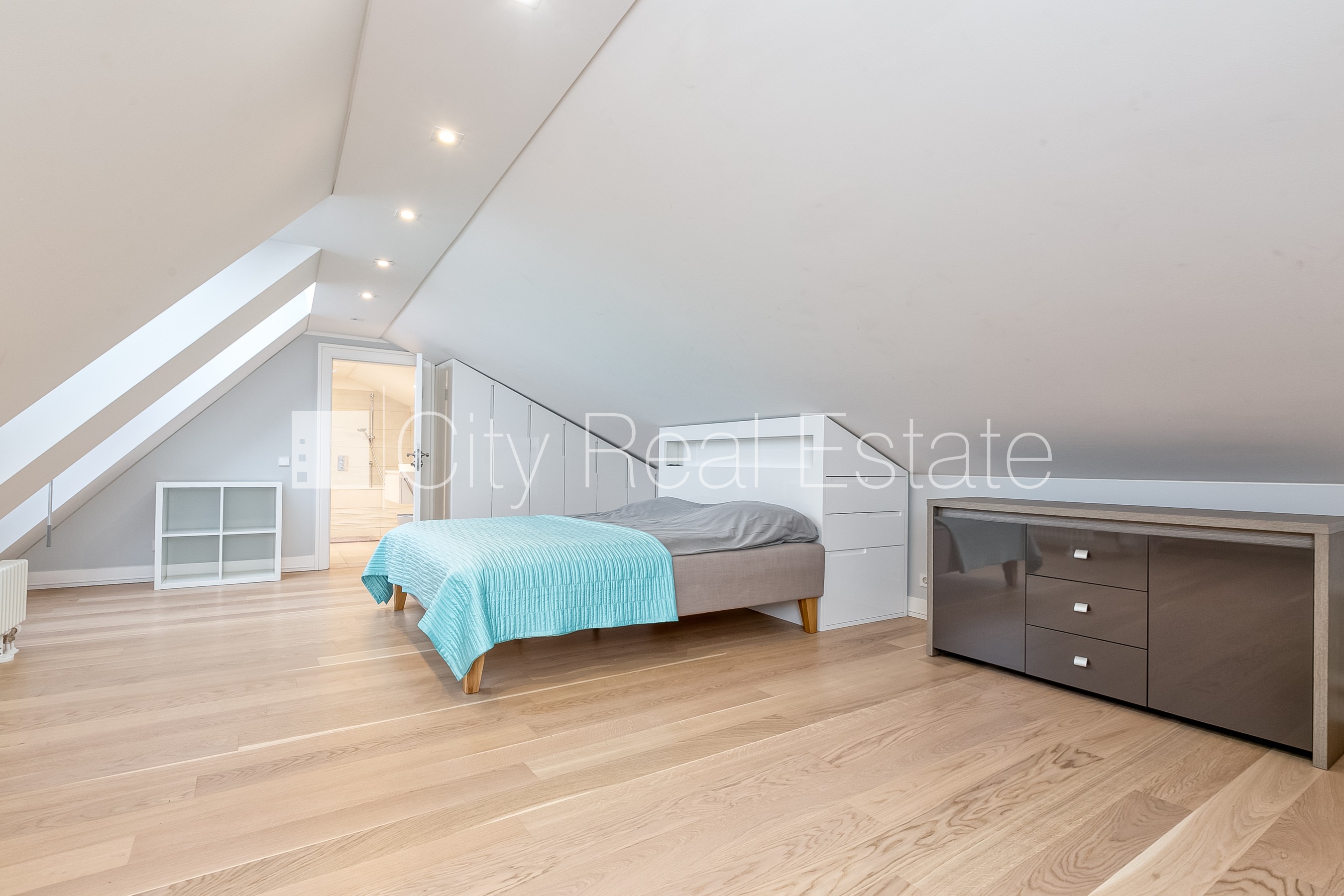 Sludinājumi. Projekts - Residence Lumiere, fasādes māja, renovēta māja, slēgts pagalms, iespēja nomāt Cena: 590000 EUR Foto #7