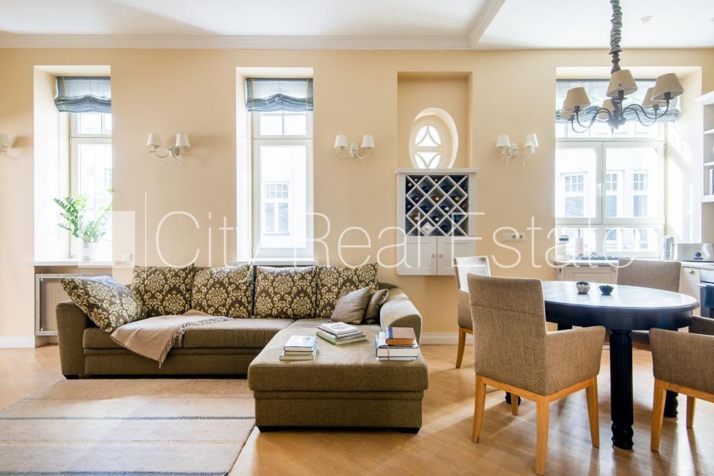 Sludinājumi. Projekts - Forburga Nams, fasādes māja, renovēta māja, vieta automašīnai, ieeja no ielas, ir lifts, Cena: 950 EUR/mēn Foto #3