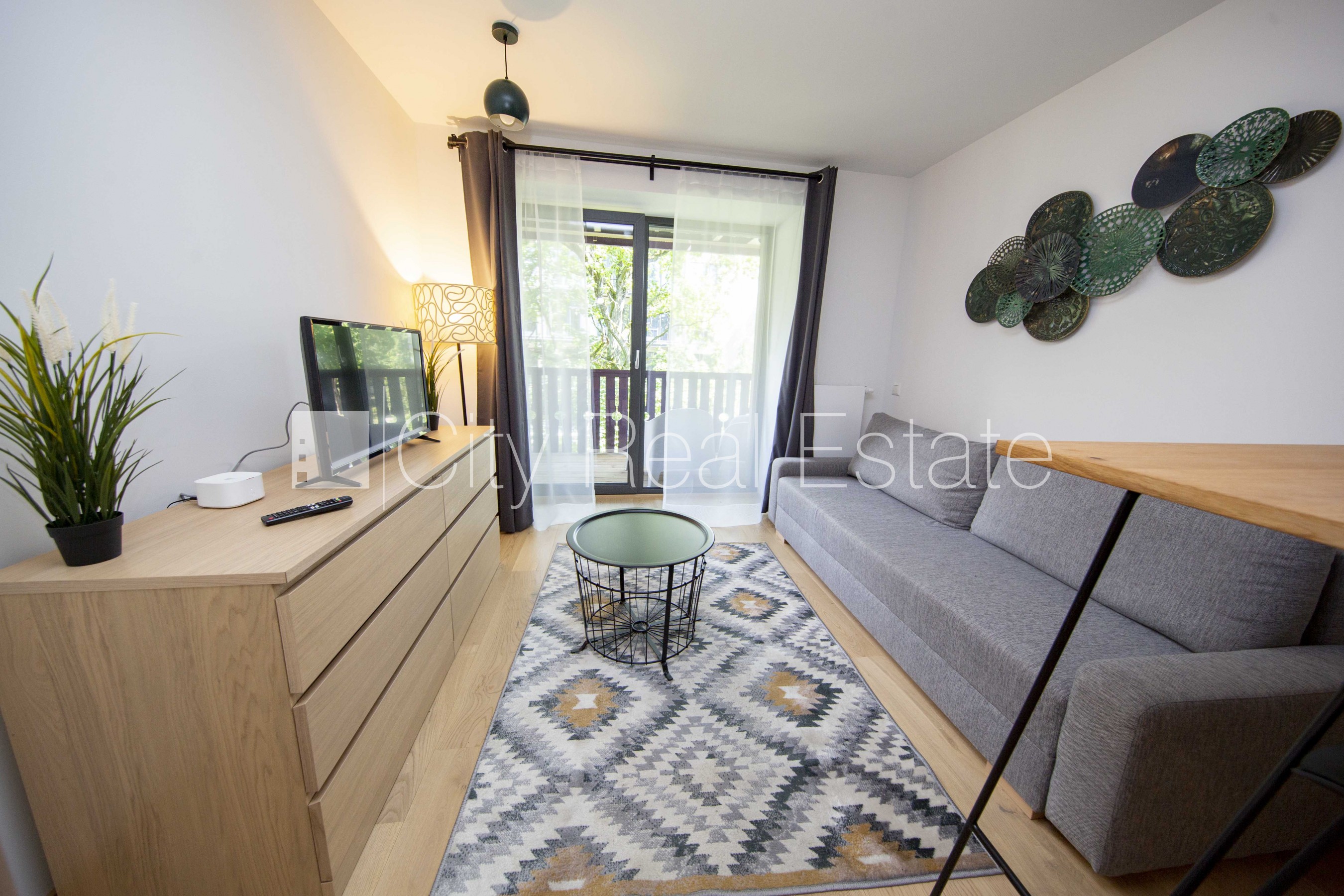 Sludinājumi. Šo dzīvokli izīrē pa diennaktīm (īstermiņa īre), īres cena sludinājumā norādīta par vienu diennakts Cena: 150 EUR/mēn Foto #5