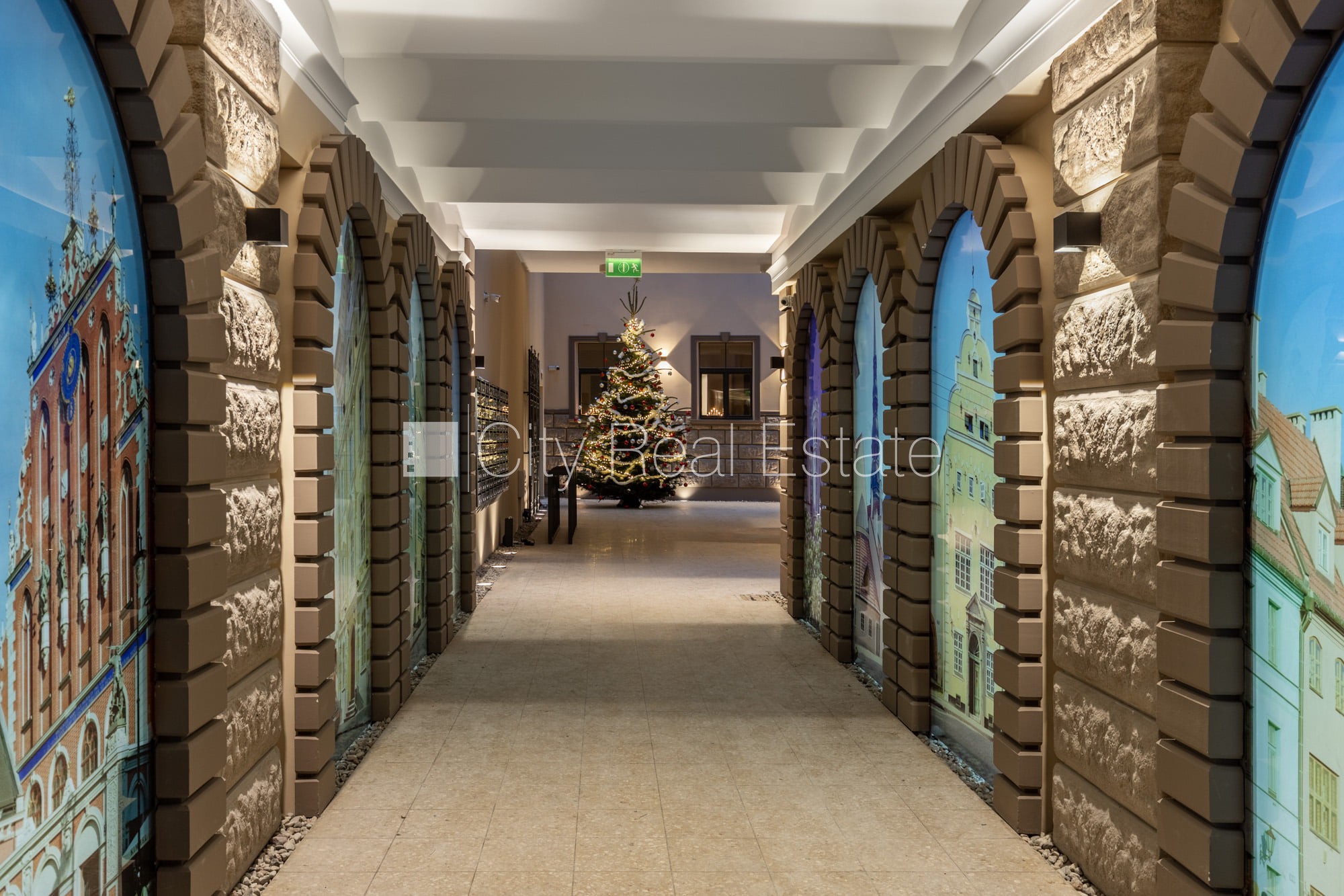 Sludinājumi. Fasādes māja, renovēta māja, slēgts pagalms, ieeja no ielas un pagalma, ir lifts, kāpņu telpa pēc Cena: 550 EUR/mēn Foto #25