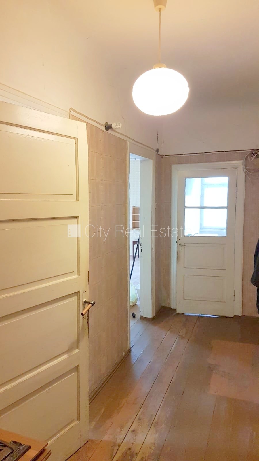 Sludinājumi. Zeme īpašumā, fasādes māja, slēgts pagalms, iežogota teritorija ar koka sētu, ieeja no pagalma, Cena: 38000 EUR Foto #10