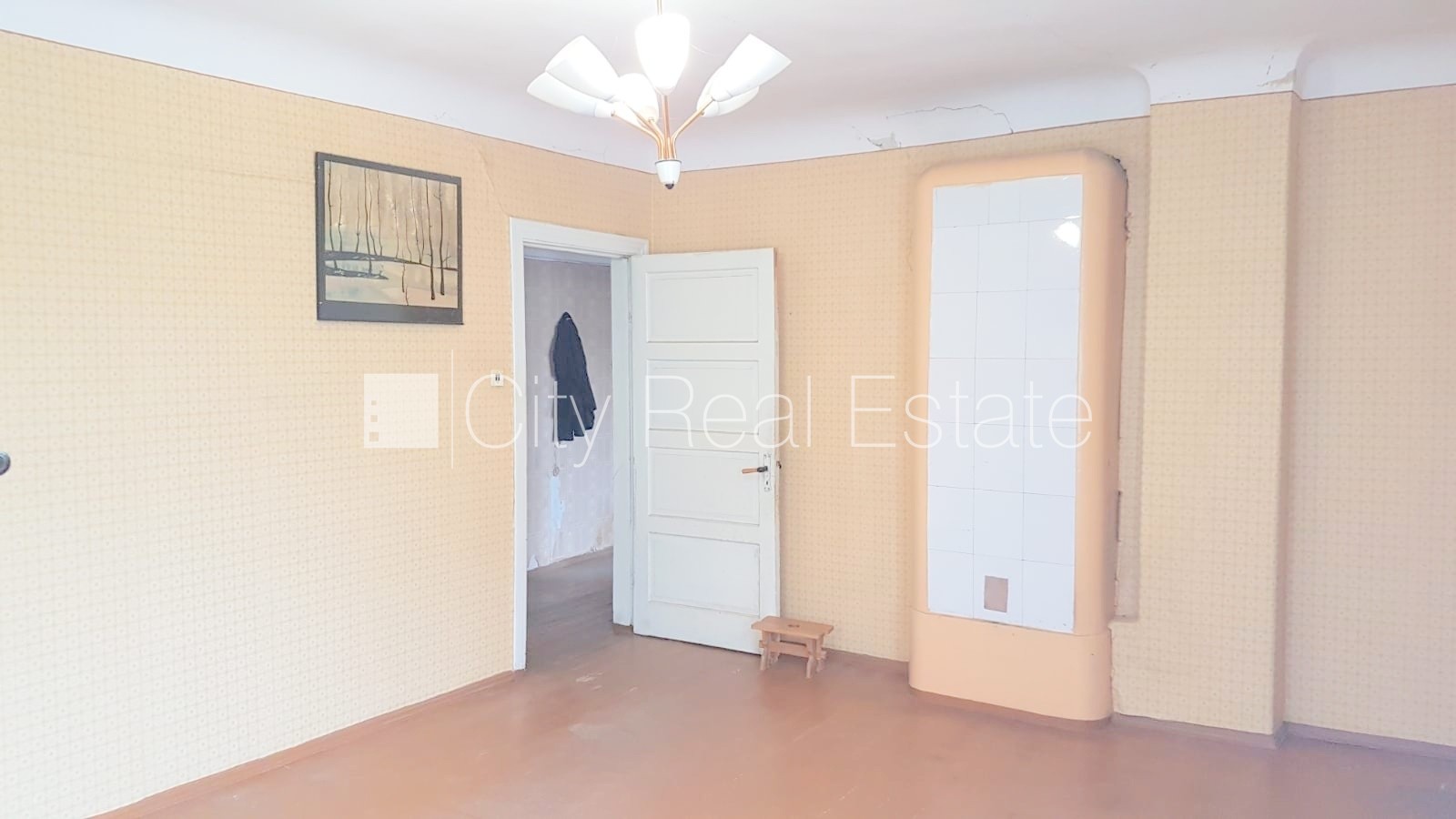 Sludinājumi. Zeme īpašumā, fasādes māja, slēgts pagalms, iežogota teritorija ar koka sētu, ieeja no pagalma, Cena: 38000 EUR Foto #4