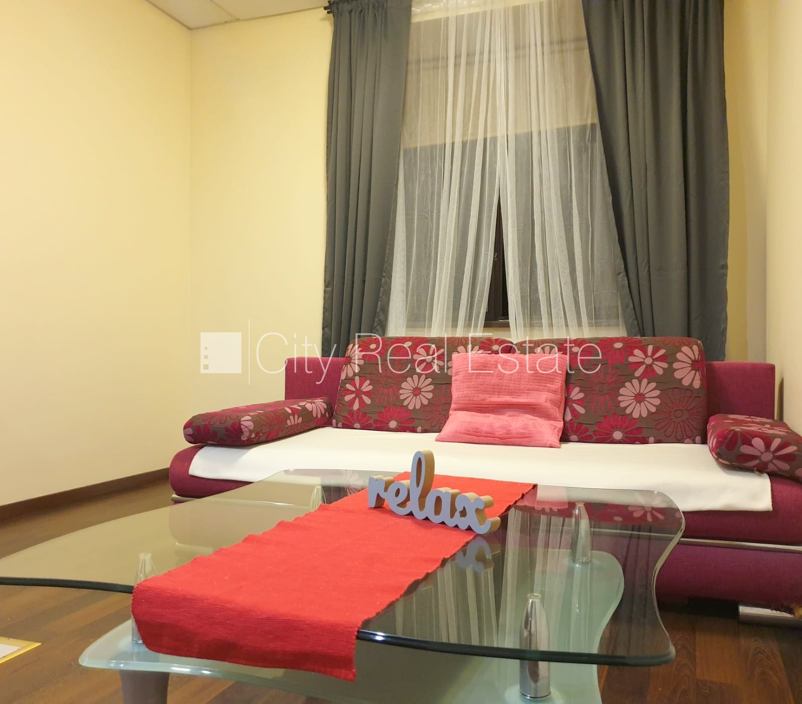 Sludinājumi. Šo dzīvokli izīrē pa diennaktīm (īstermiņa īre), īres cena sludinājumā norādīta par vienu diennakts Cena: 50 EUR/mēn Foto #2