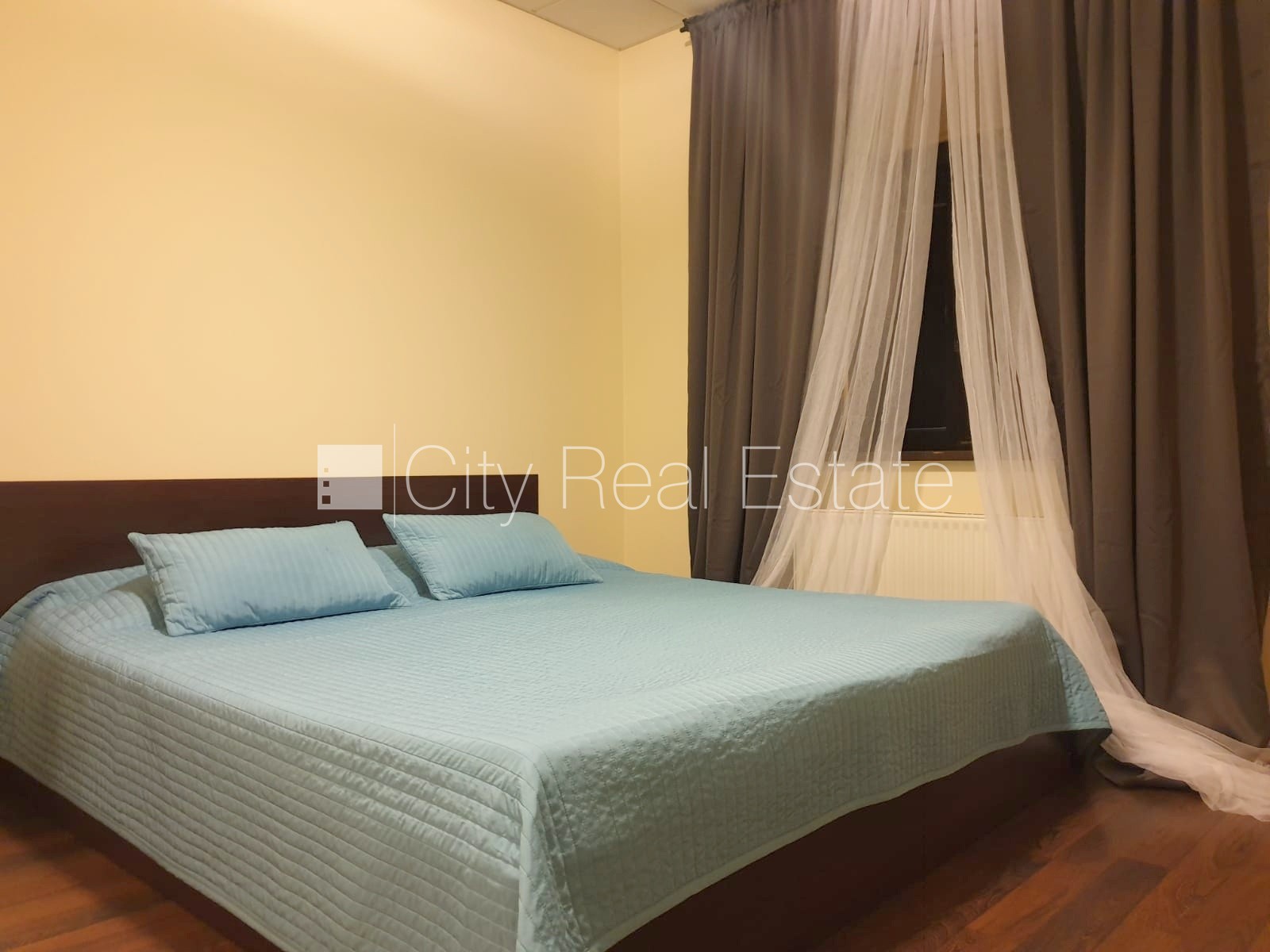 Sludinājumi. Šo dzīvokli izīrē pa diennaktīm (īstermiņa īre), īres cena sludinājumā norādīta par vienu diennakts Cena: 50 EUR/mēn Foto #5