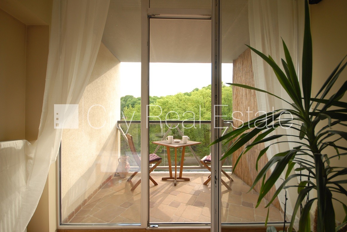 Sludinājumi. Jaunceltne, labiekārtota apzaļumota teritorija, slēgts pagalms, iespēja nomāt autostāvvietu, Cena: 450 EUR/mēn Foto #3