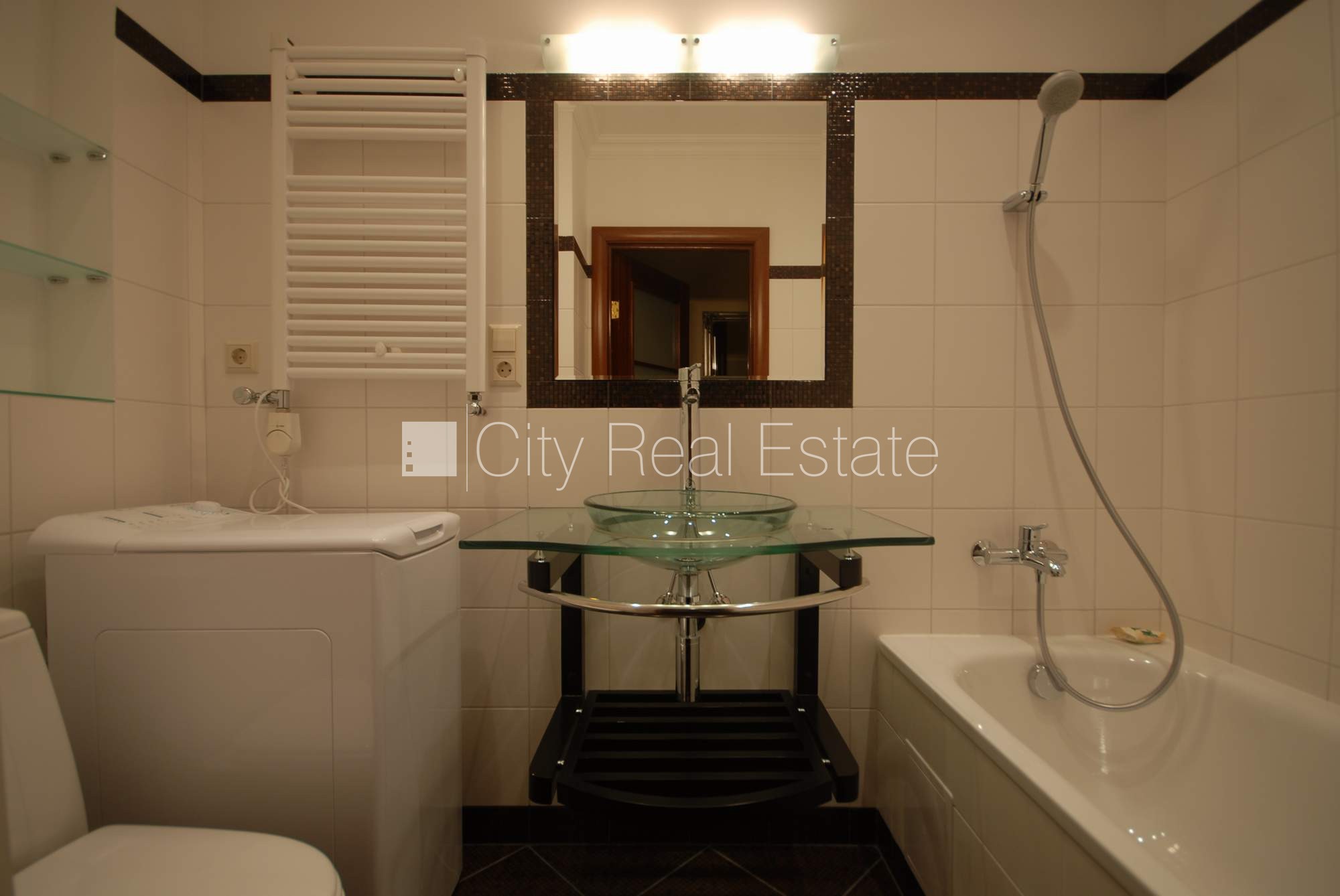 Sludinājumi. Jaunceltne, labiekārtota apzaļumota teritorija, slēgts pagalms, iespēja nomāt autostāvvietu, Cena: 450 EUR/mēn Foto #13