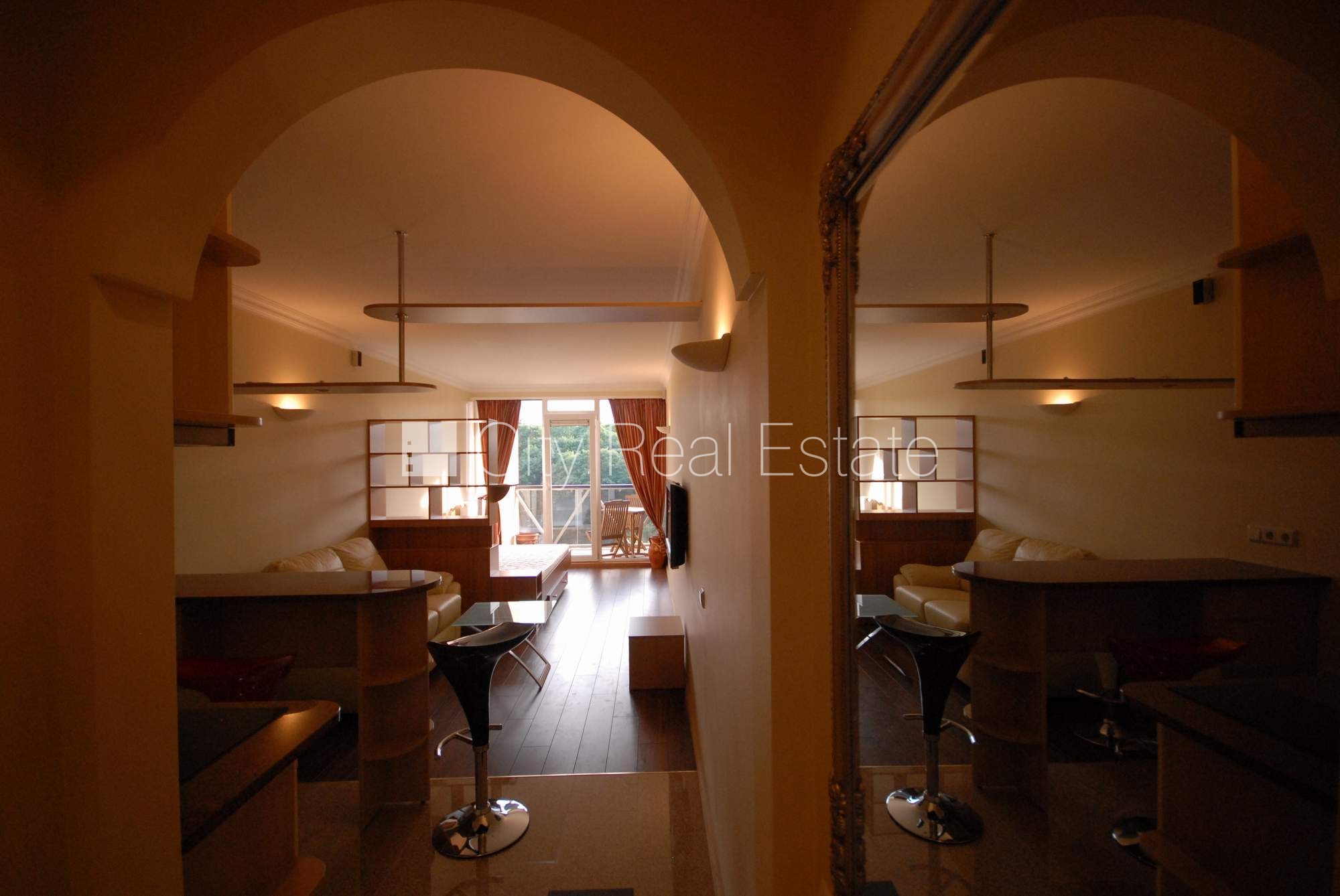 Sludinājumi. Jaunceltne, labiekārtota apzaļumota teritorija, slēgts pagalms, iespēja nomāt autostāvvietu, Cena: 450 EUR/mēn Foto #12