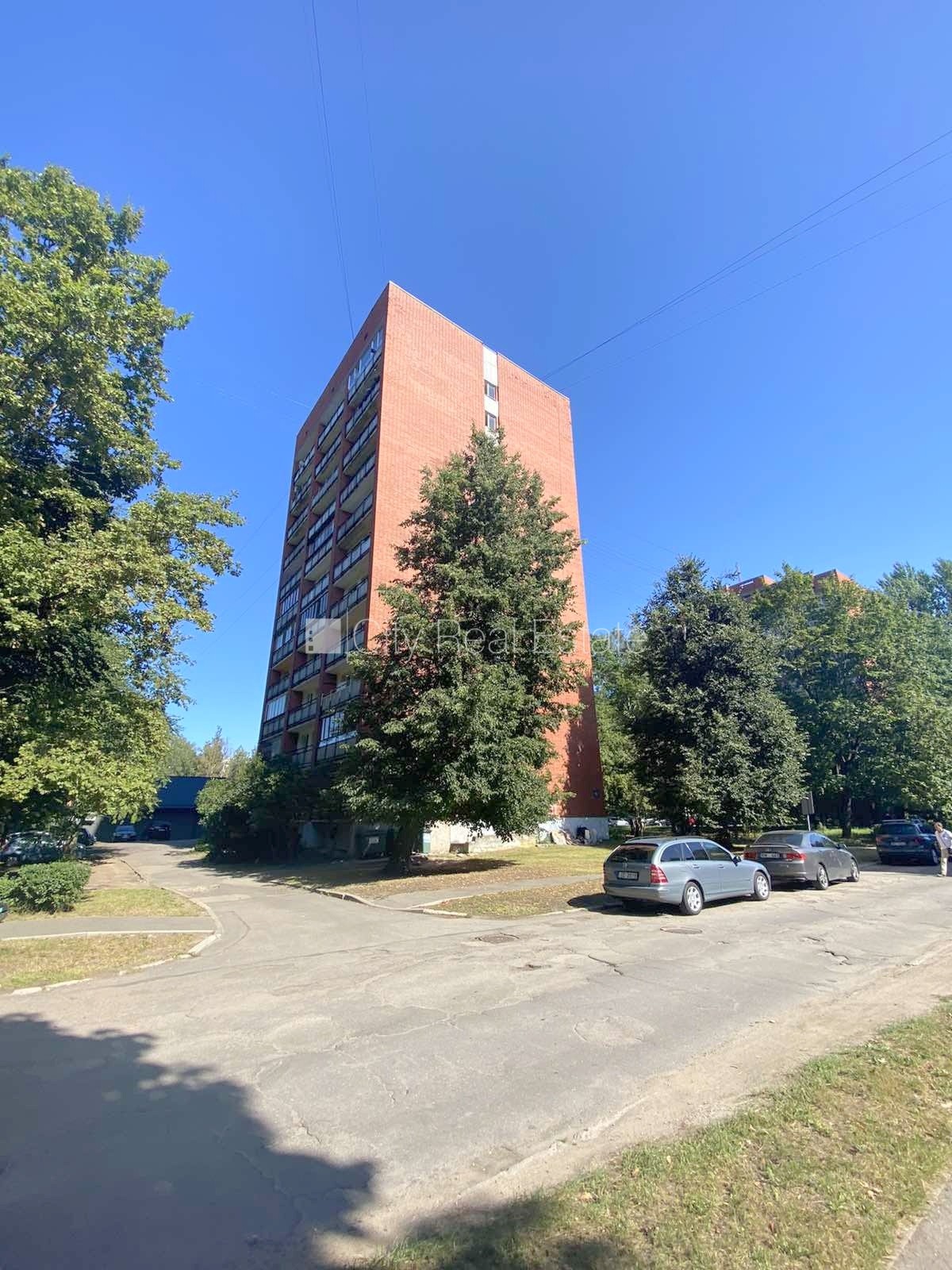 Sludinājumi. Zeme īpašumā, fasādes māja, ieeja no pagalma, ir lifts, kāpņu telpa pēc kosmētiskā remonta, Cena: 39800 EUR Foto #9