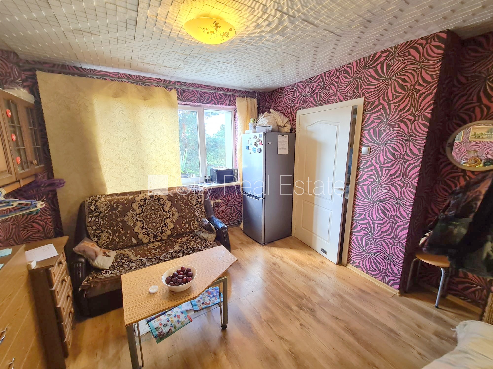 Sludinājumi. Zeme īpašumā, renovēta māja, fasāde ar dekoratīvo apmetumu, labiekārtota apzaļumota teritorija, Cena: 45000 EUR Foto #4