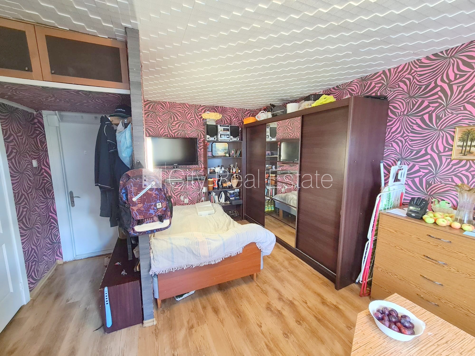 Sludinājumi. Zeme īpašumā, renovēta māja, fasāde ar dekoratīvo apmetumu, labiekārtota apzaļumota teritorija, Cena: 45000 EUR Foto #7