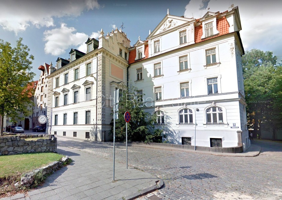 Sludinājumi. Fasādes māja, renovēta māja, labiekārtota apzaļumota teritorija, bruģēts piebraucamais ceļš, Cena: 500 EUR/mēn Foto #13