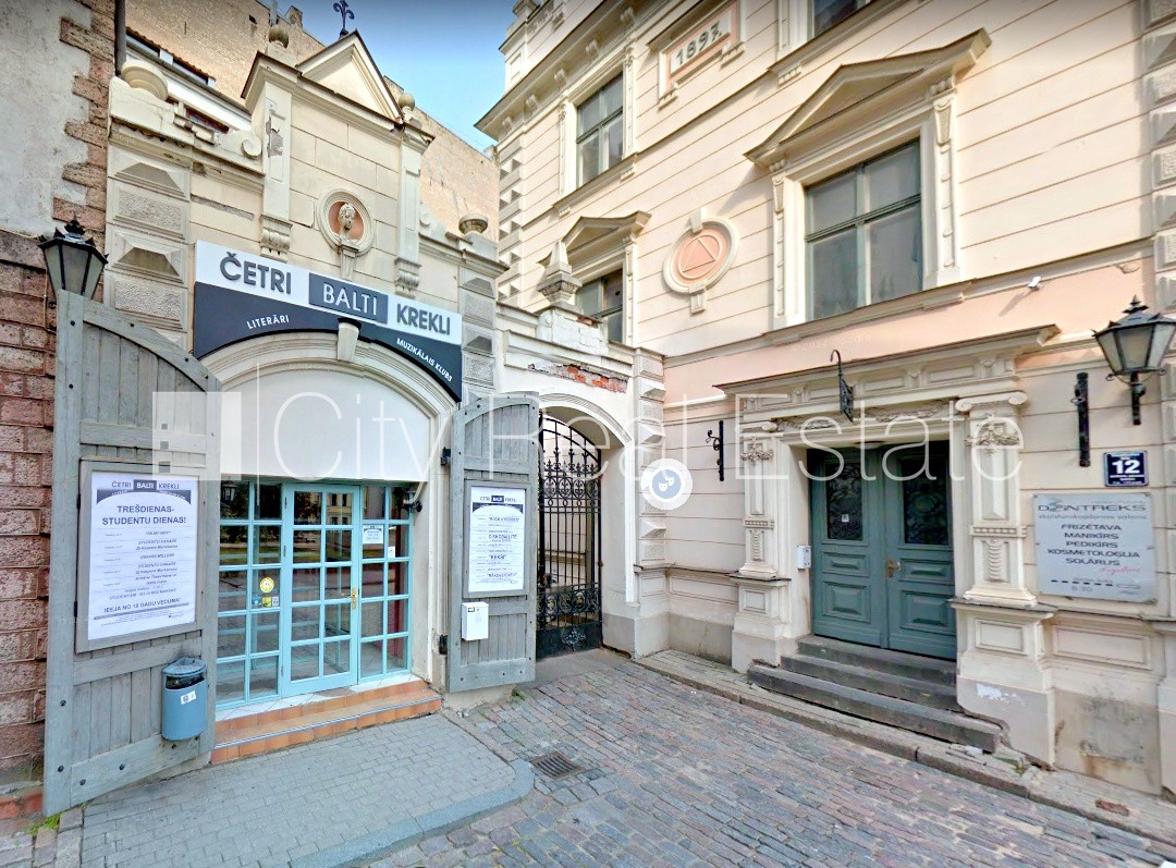 Sludinājumi. Fasādes māja, renovēta māja, labiekārtota apzaļumota teritorija, bruģēts piebraucamais ceļš, Cena: 500 EUR/mēn Foto #12