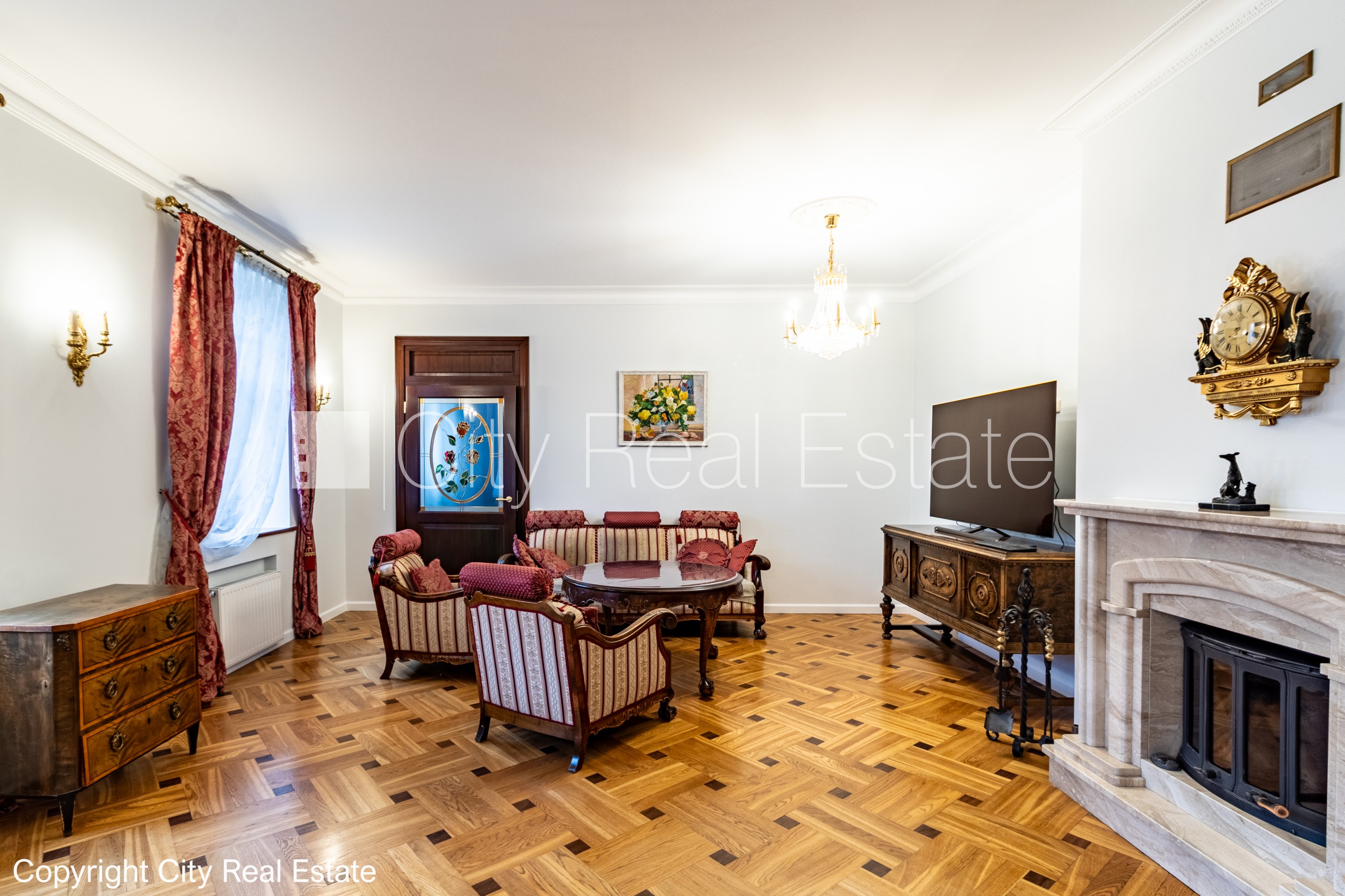 Sludinājumi. Zeme īpašumā, fasādes māja, mainīts Jumta segums, viena kvadrātmetra apsaimniekošanas maksa mēnesī  Cena: 200000 EUR Foto #2