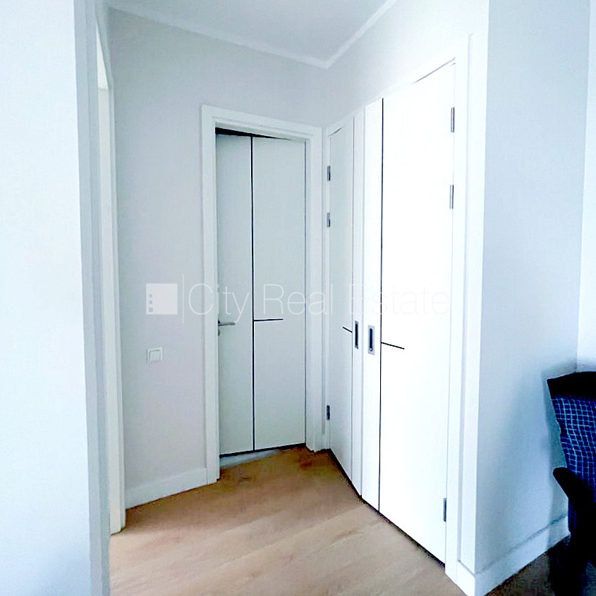 Sludinājumi. Jaunceltne, labiekārtota apzaļumota teritorija, vieta automašīnai, pazemes autostāvvieta, ir lifts, Cena: 1100 EUR/mēn Foto #10