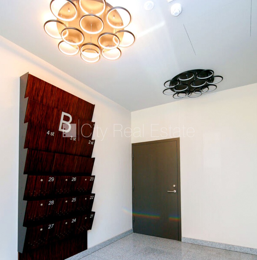 Sludinājumi. Jaunceltne, labiekārtota apzaļumota teritorija, vieta automašīnai, pazemes autostāvvieta, ir lifts, Cena: 1100 EUR/mēn Foto #13