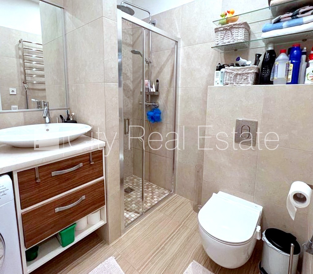 Sludinājumi. Projekts - Rīdzenes Rezidence, jaunceltne, fasādes māja, labiekārtota apzaļumota teritorija, Cena: 840 EUR/mēn Foto #16