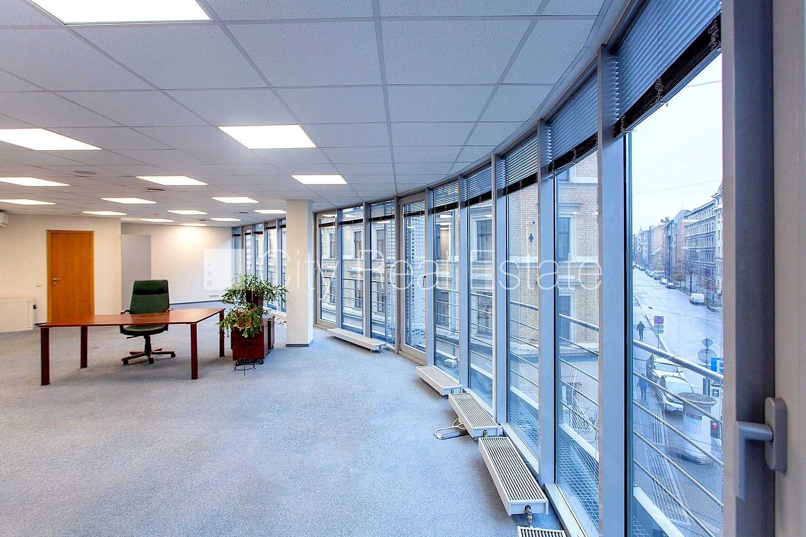 Sludinājumi. Projekts - Ģertrūdes 66, jaunceltne, fasādes māja, labiekārtota apzaļumota teritorija, bruģēts Cena: 1100 EUR/mēn Foto #2