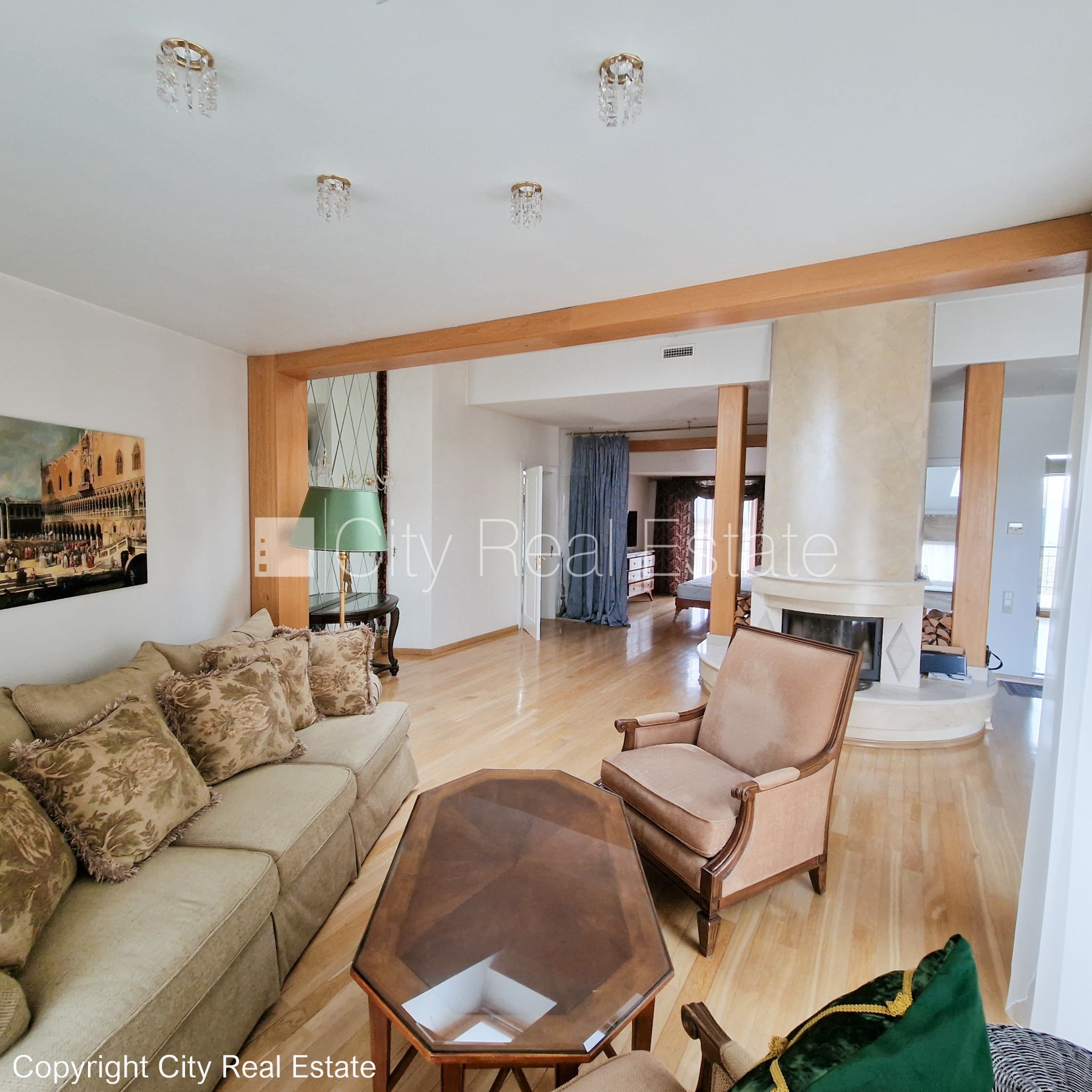 Sludinājumi. Fasādes māja, renovēta māja, ieeja no ielas, ir lifts, kāpņu telpa pēc kapitālā remonta, terase, Cena: 1200 EUR/mēn Foto #11