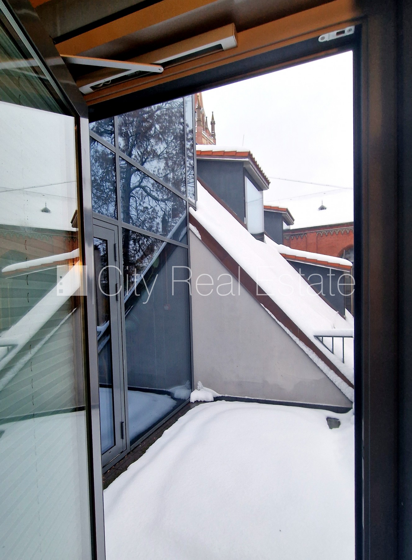 Sludinājumi. Fasādes māja, restaurēta māja, nomainītas inženierkomunikācijas, mainīts Jumta segums, ķieģeļu mūra Cena: 415000 EUR Foto #6