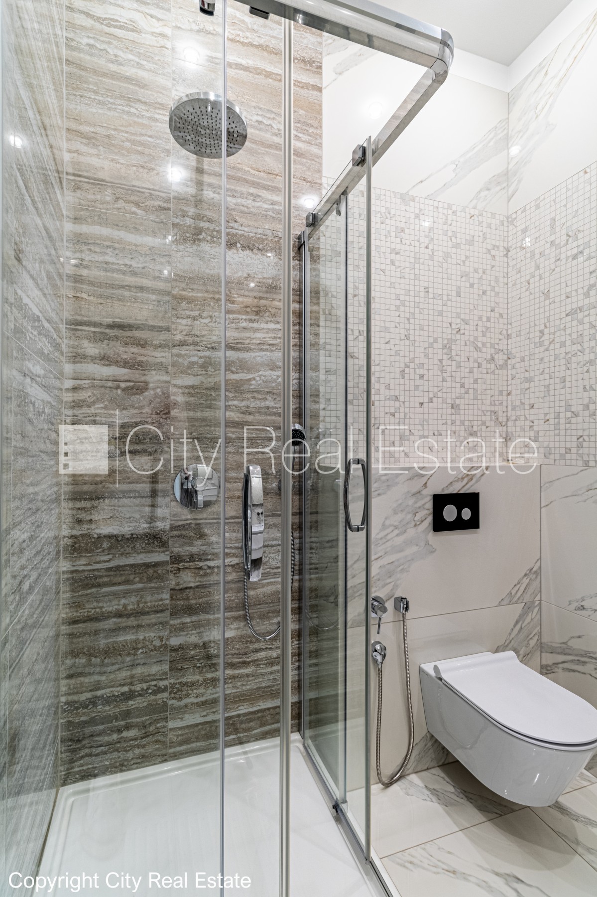 Sludinājumi. Renovēta māja, slēgts pagalms, iespēja nomāt autostāvvietu, apsargāta autostāvvieta, apsargāts Cena: 498000 EUR Foto #14