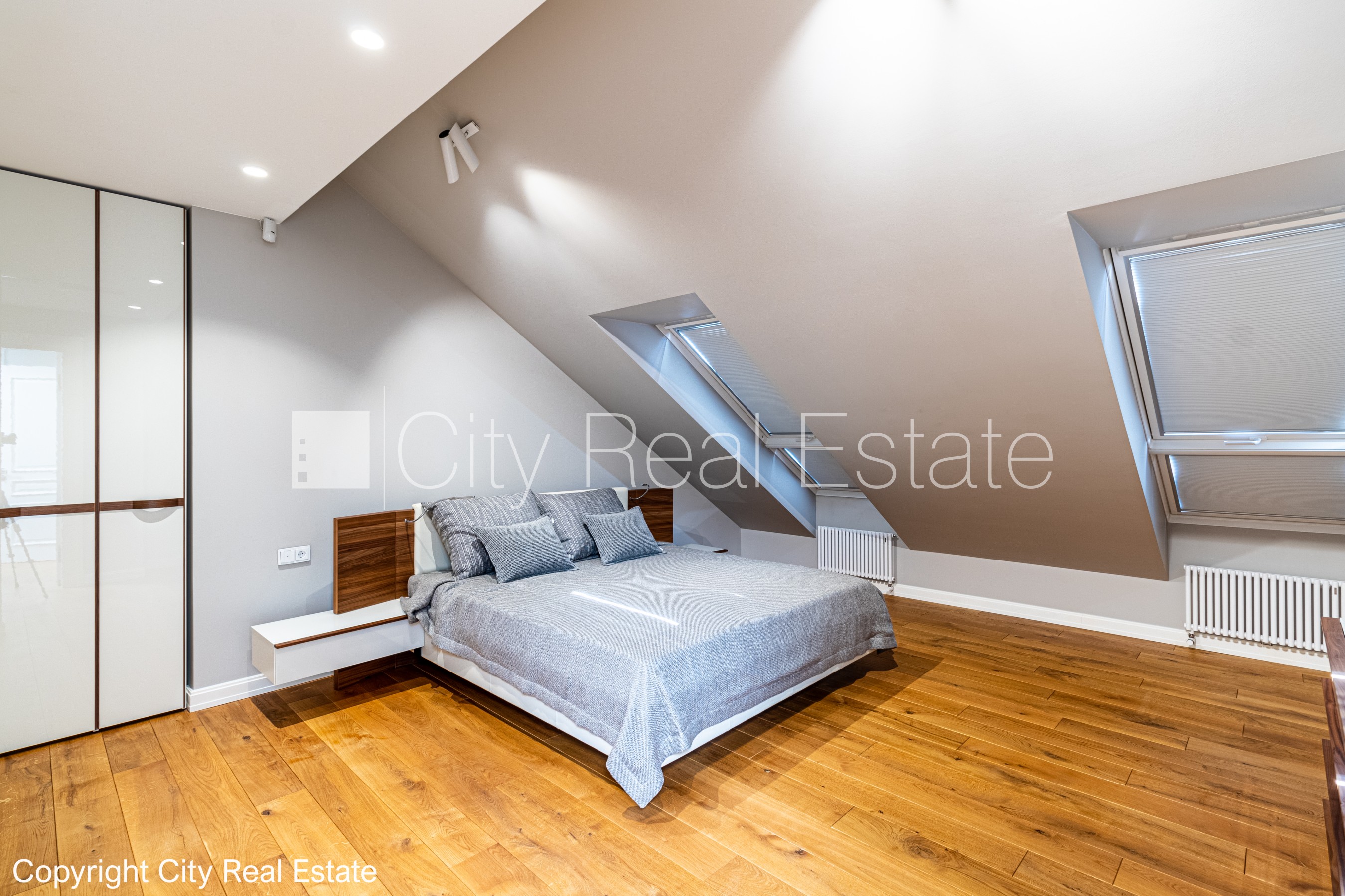 Объявление. Реновированный дом, закрытый двор, возможность аренды парковки, охраняемая автостоянка, охраняемый Цена: 520000 EUR Foto #8