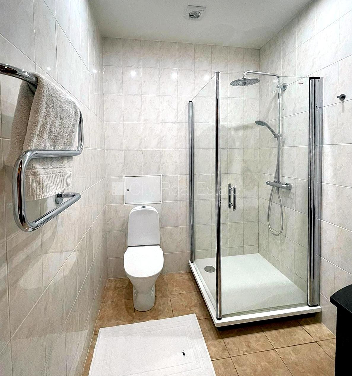 Sludinājumi. Projekts - Šokolāde, zeme īpašumā, jaunceltne, fasādes māja, labiekārtota apzaļumota teritorija, Cena: 280000 EUR Foto #21