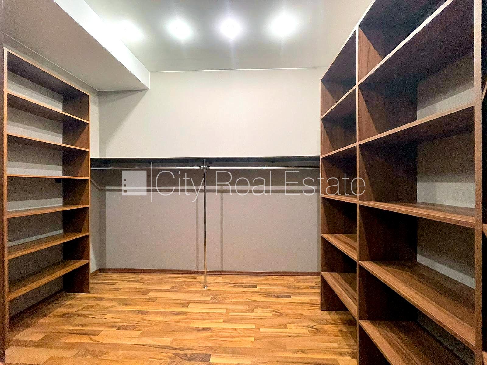 Sludinājumi. Projekts - Šokolāde, zeme īpašumā, jaunceltne, fasādes māja, labiekārtota apzaļumota teritorija, Cena: 280000 EUR Foto #15