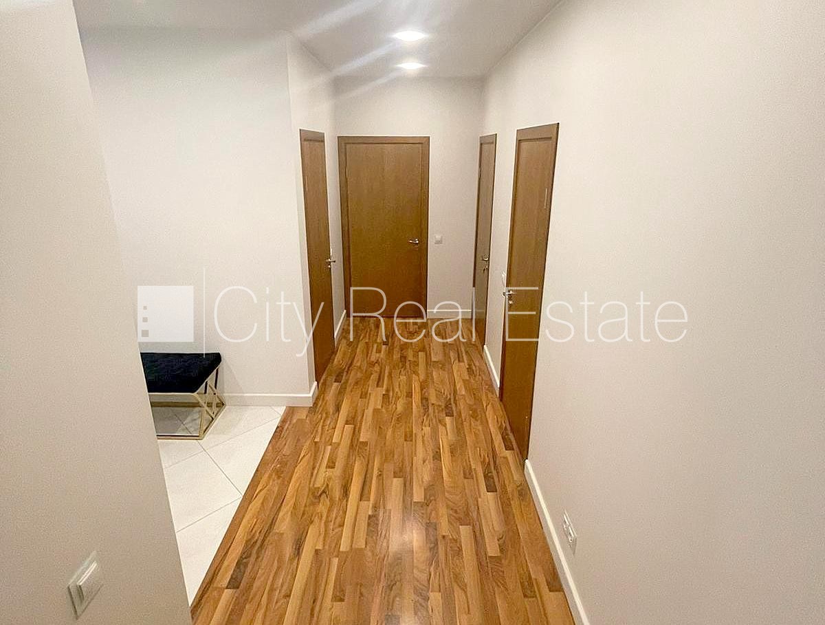 Sludinājumi. Projekts - Šokolāde, zeme īpašumā, jaunceltne, fasādes māja, labiekārtota apzaļumota teritorija, Cena: 280000 EUR Foto #14