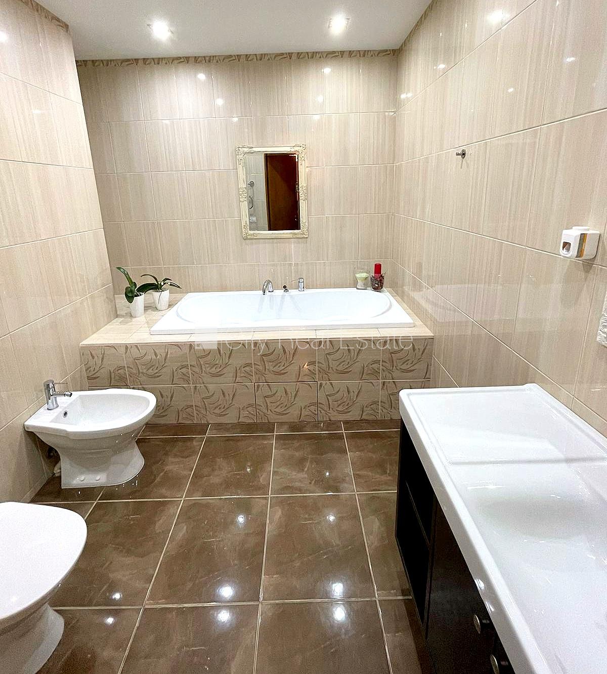 Sludinājumi. Projekts - Šokolāde, zeme īpašumā, jaunceltne, fasādes māja, labiekārtota apzaļumota teritorija, Cena: 280000 EUR Foto #11