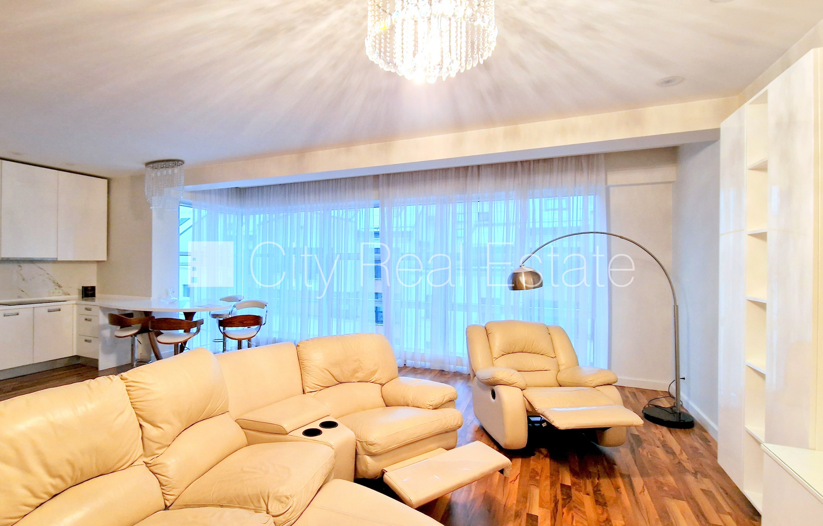 Sludinājumi. Projekts - Šokolāde, zeme īpašumā, jaunceltne, fasādes māja, labiekārtota apzaļumota teritorija, Cena: 280000 EUR Foto #3