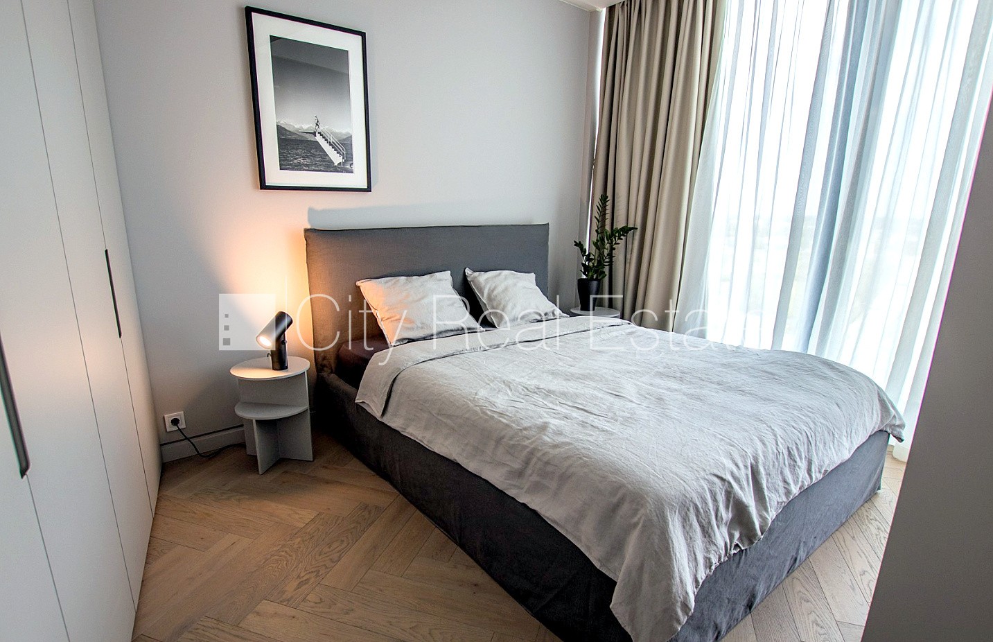 Sludinājumi. Projekts - Zunda Towers, jaunceltne, viena kvadrātmetra apsaimniekošanas maksa mēnesī  3,6 EUR, Cena: 1982 EUR/mēn Foto #4