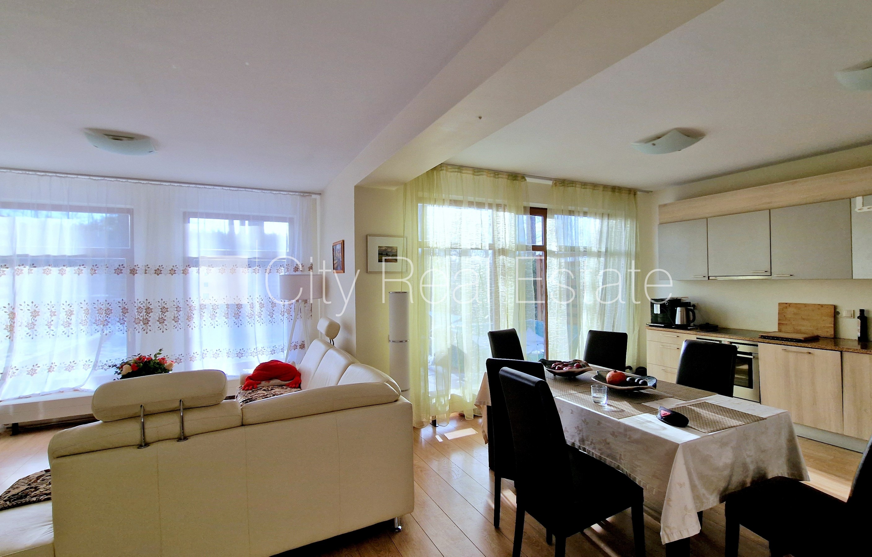 Sludinājumi. Projekts - Apogi, rindu māja, jaunceltne, labiekārtota apzaļumota teritorija, garāža vienai Cena: 270000 EUR Foto #4