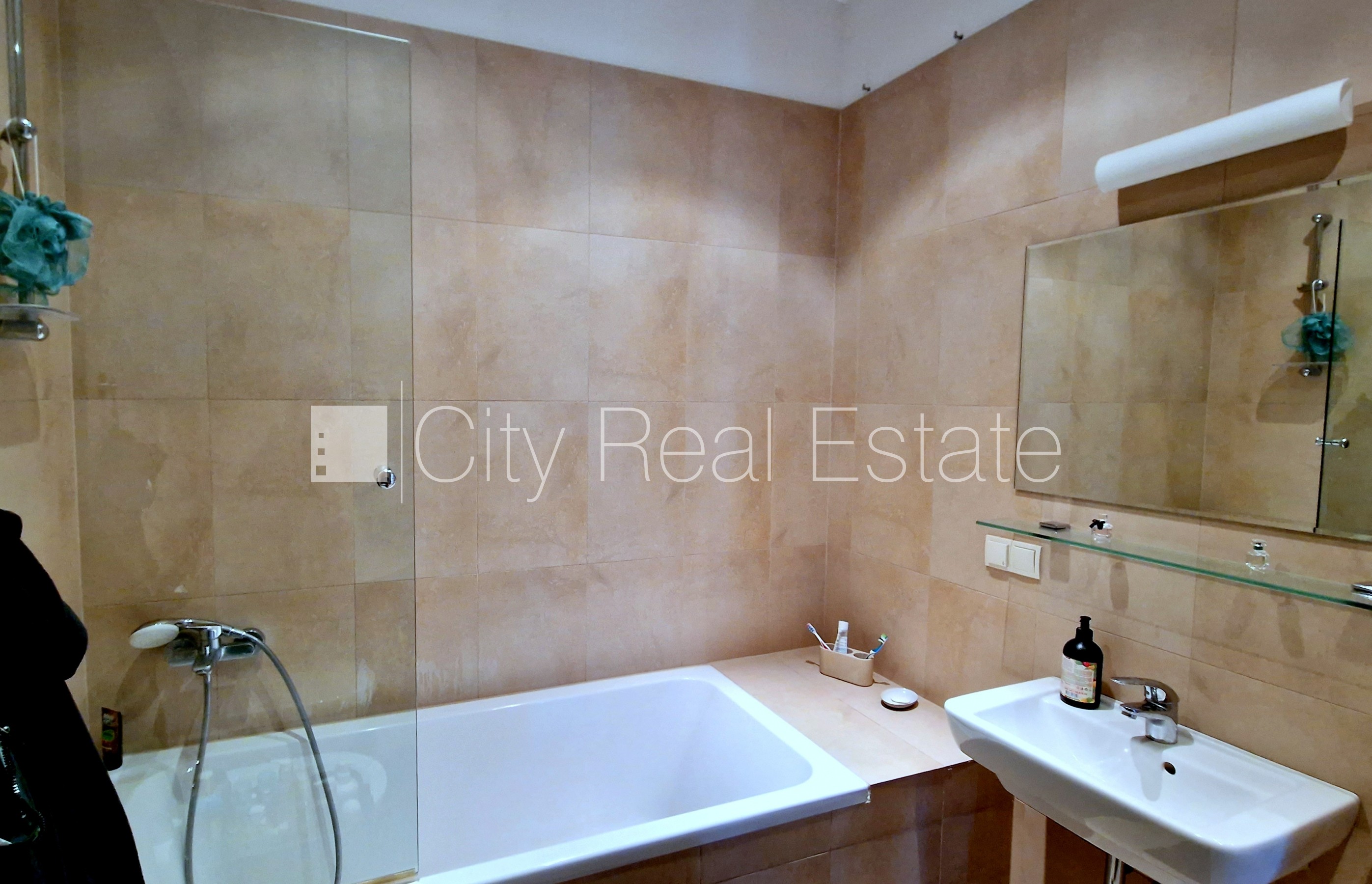 Sludinājumi. Projekts - Apogi, rindu māja, jaunceltne, labiekārtota apzaļumota teritorija, garāža vienai Cena: 270000 EUR Foto #18