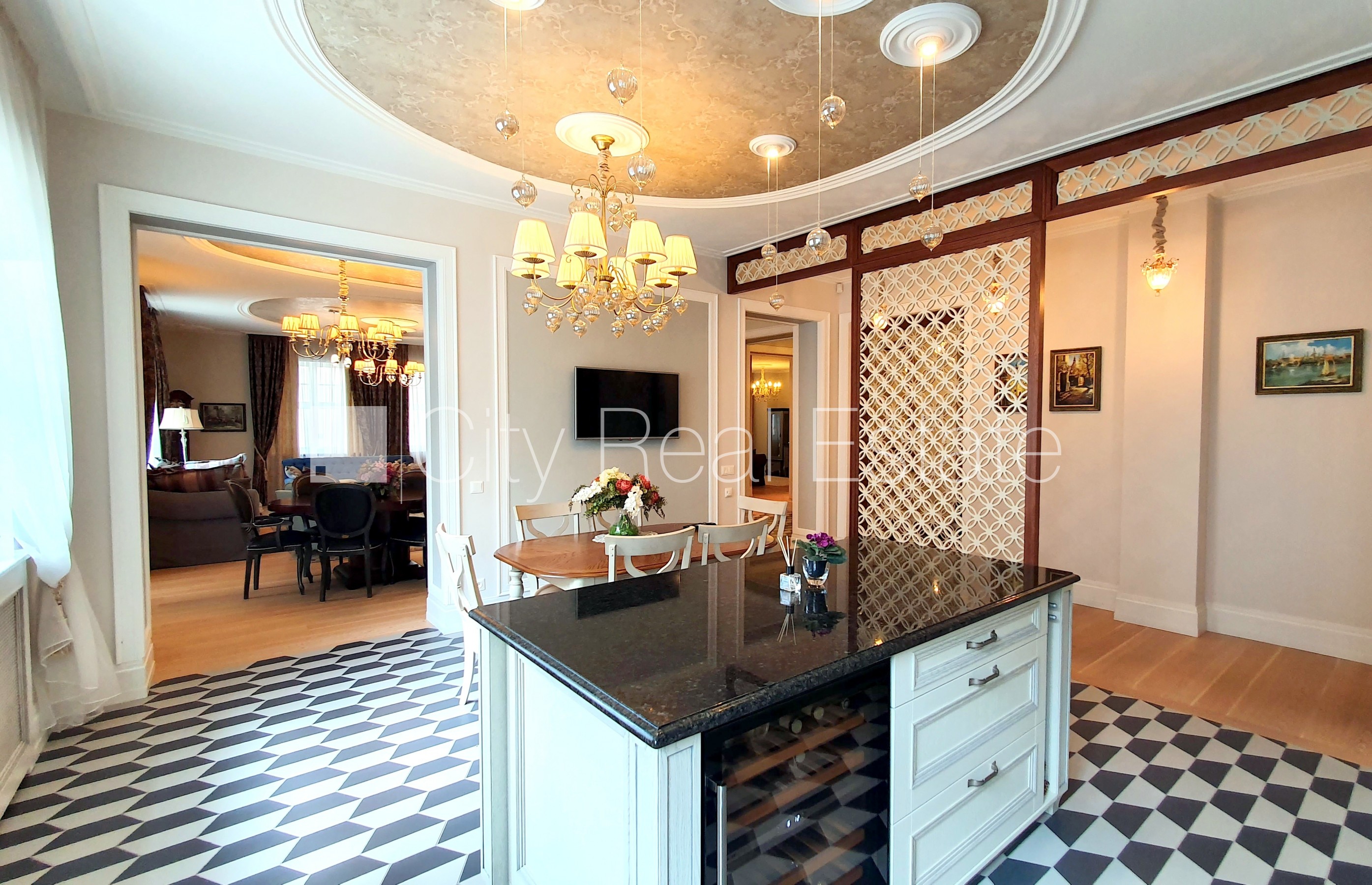 Sludinājumi. Zeme īpašumā, fasādes māja, renovēta māja, nomainītas inženierkomunikācijas, mainīts Jumta segums, Cena: 799000 EUR Foto #6