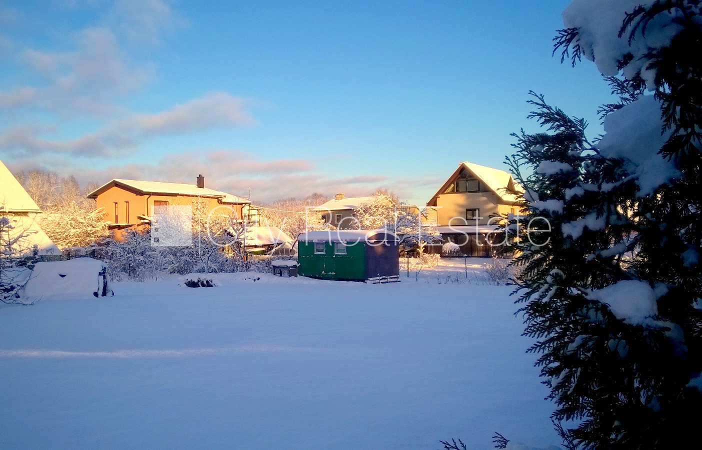 Sludinājumi. Koka māja, guļbūve, slēgts pagalms, iežogota teritorija ar metāla sētu, ieeja no ielas, istabas Cena: 79000 EUR Foto #19