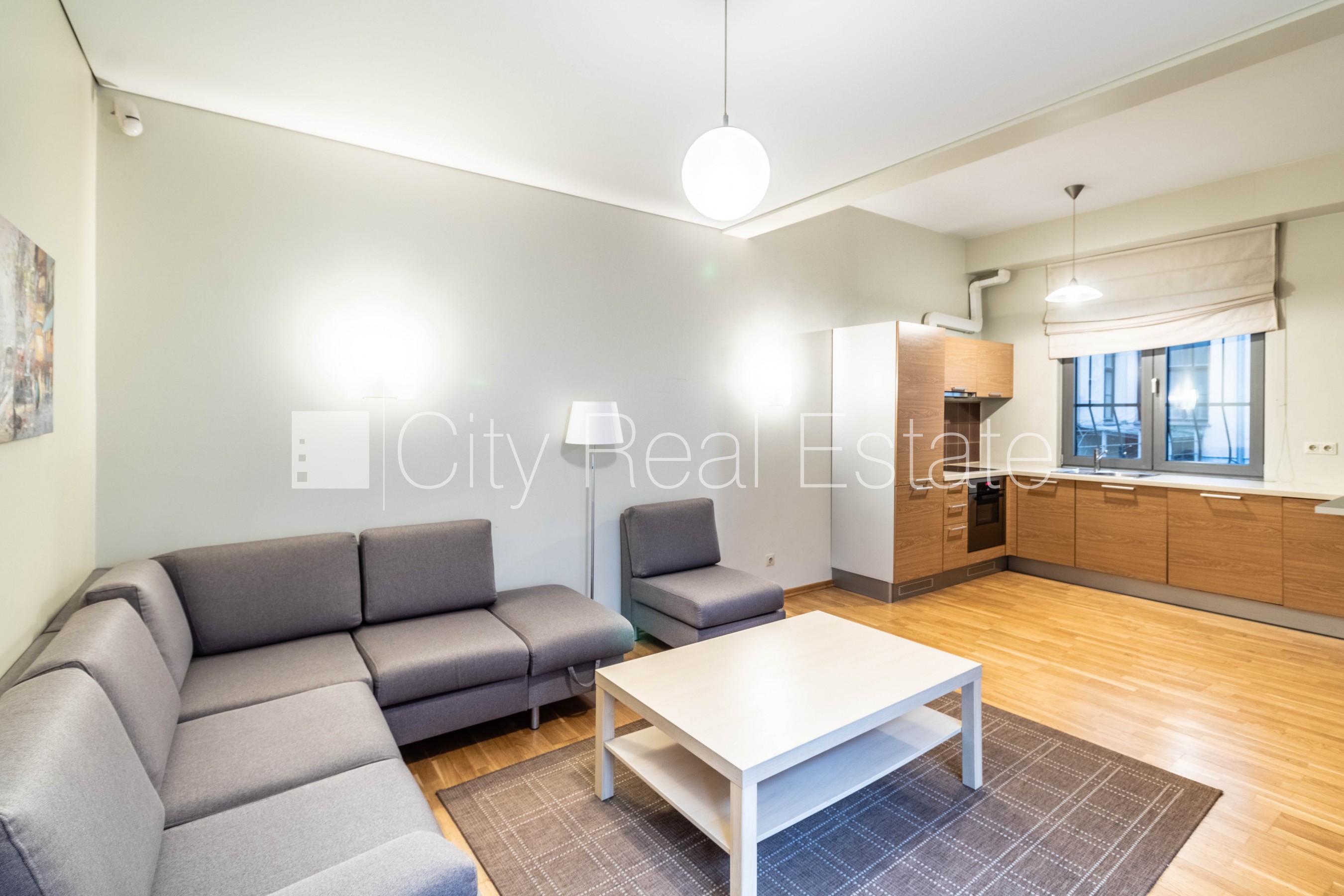 Объявление. Проект - Kalpaka Residence, реновированный дом, территория обнесена забором, вход с улицы, лифт, Цена: 195000 EUR Foto #2