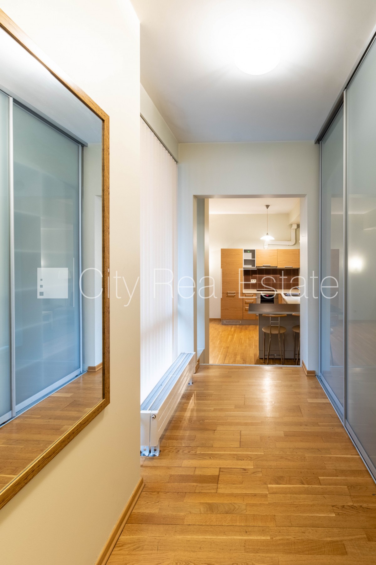 Объявление. Проект - Kalpaka Residence, реновированный дом, территория обнесена забором, вход с улицы, лифт, Цена: 195000 EUR Foto #10